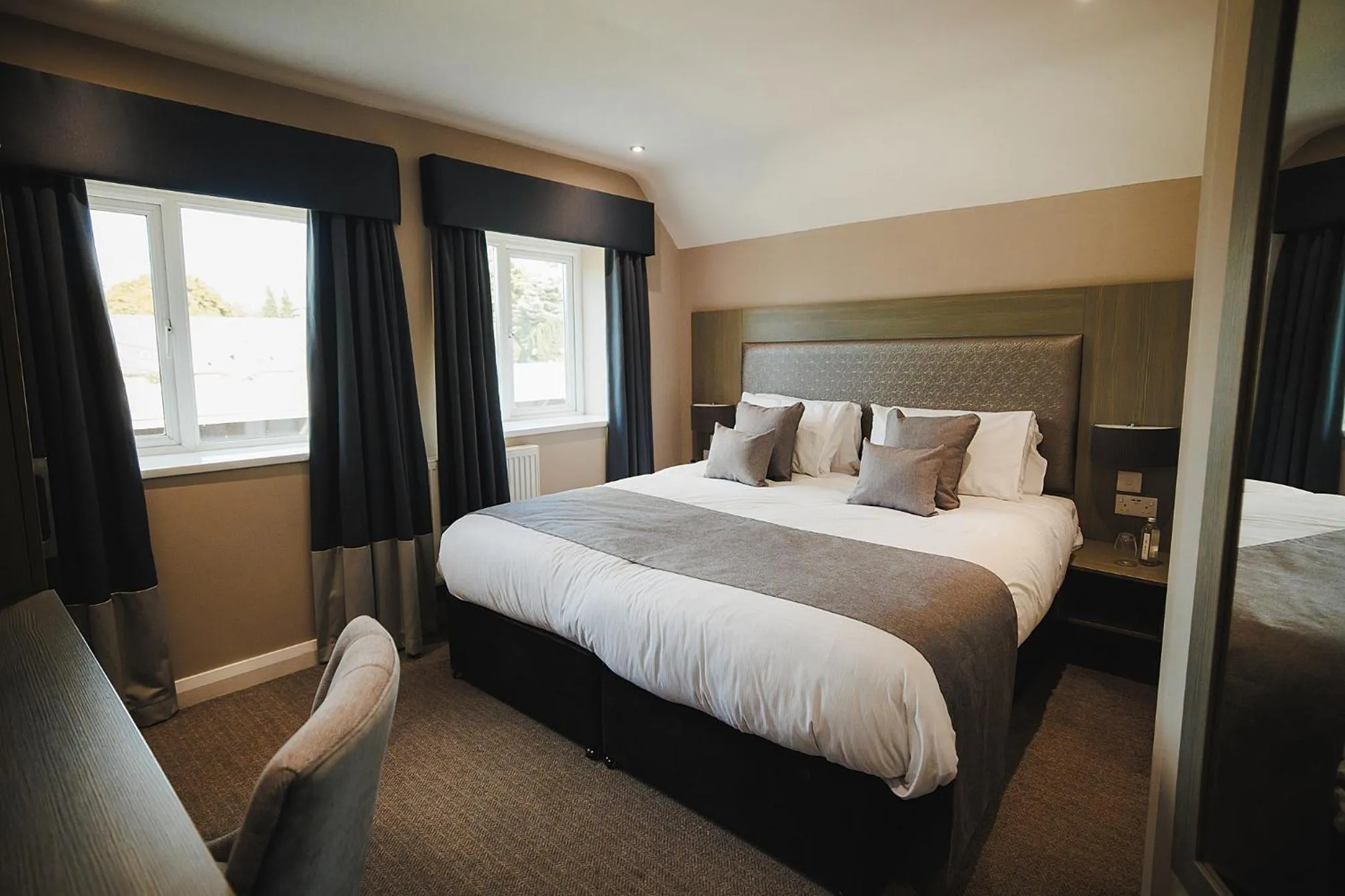 Bedroom, Bed in Caer Rhun Hall Hotel