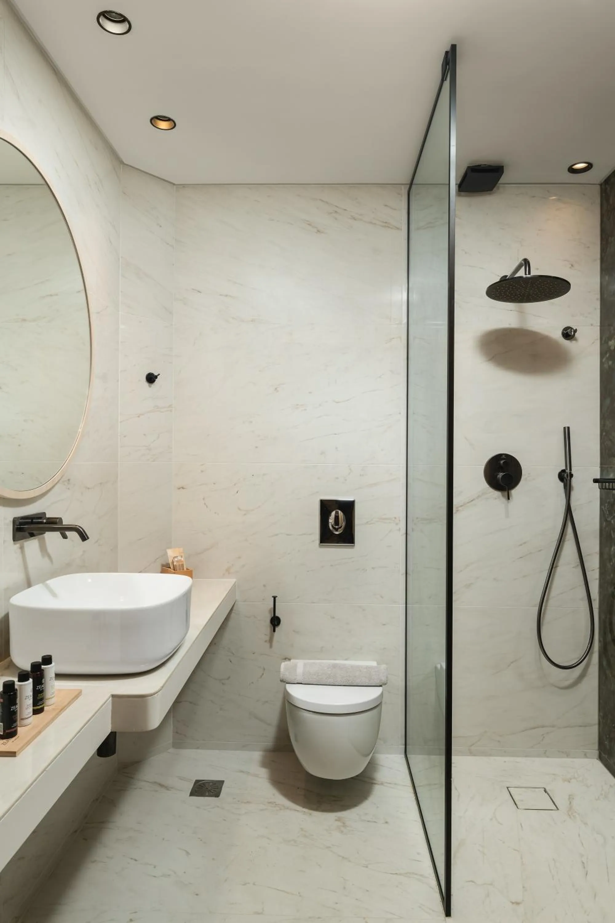 Toilet in The Alma City Hotel