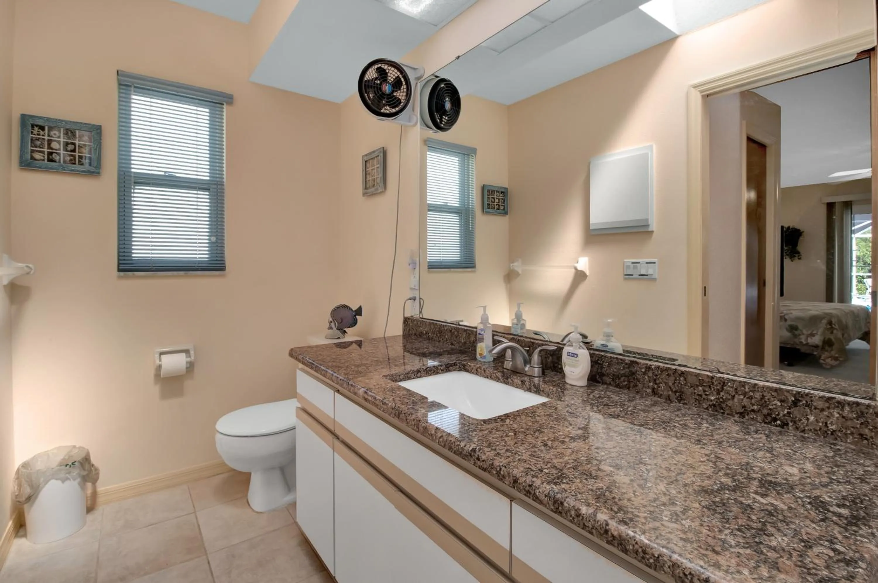 Bathroom in Joseph
