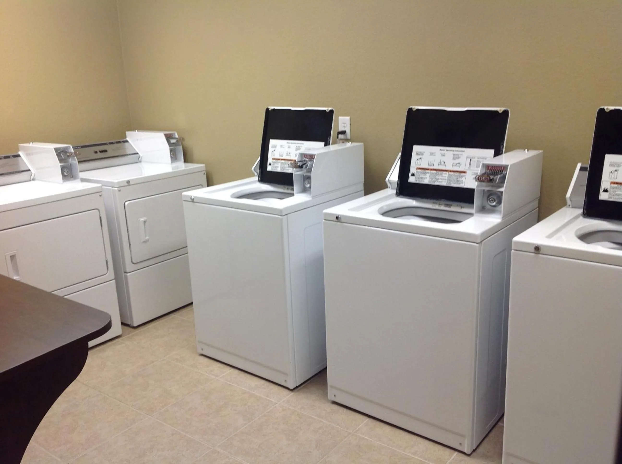 Area and facilities in Microtel Inn & Suites Gonzales TX