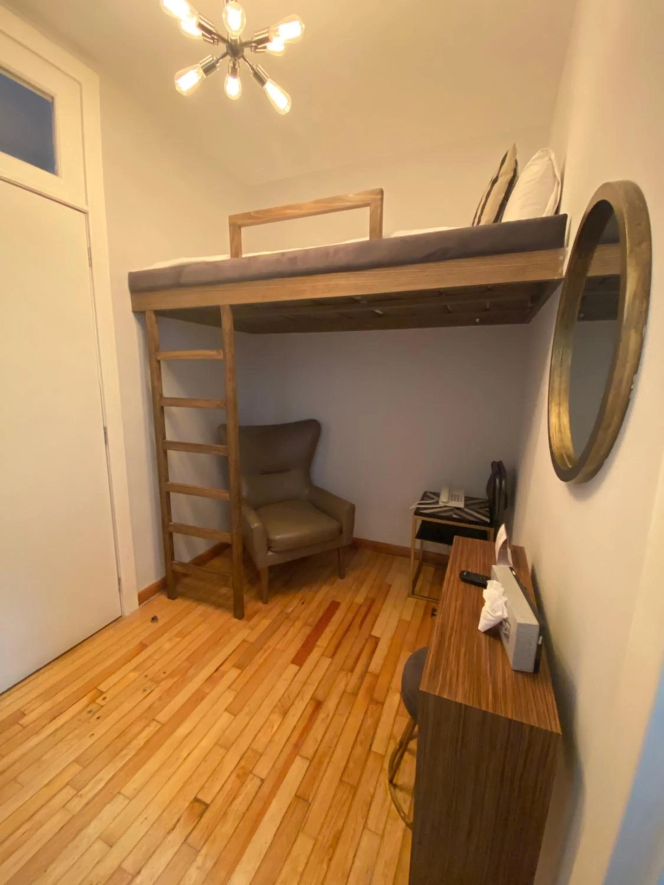 Bed in Suites Alcazar