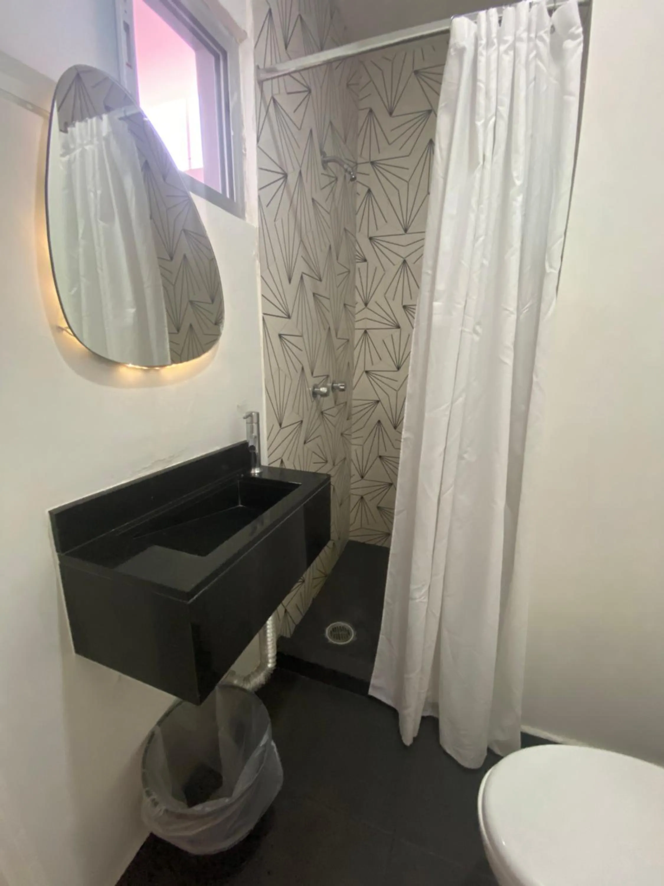 Toilet in Suites Alcazar