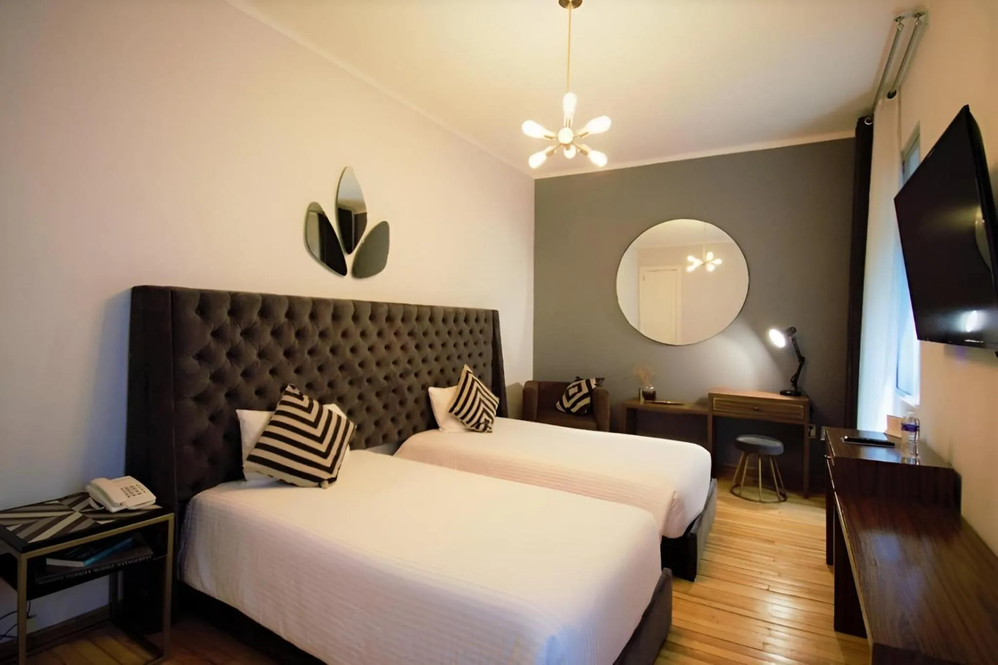 Bed in Suites Alcazar