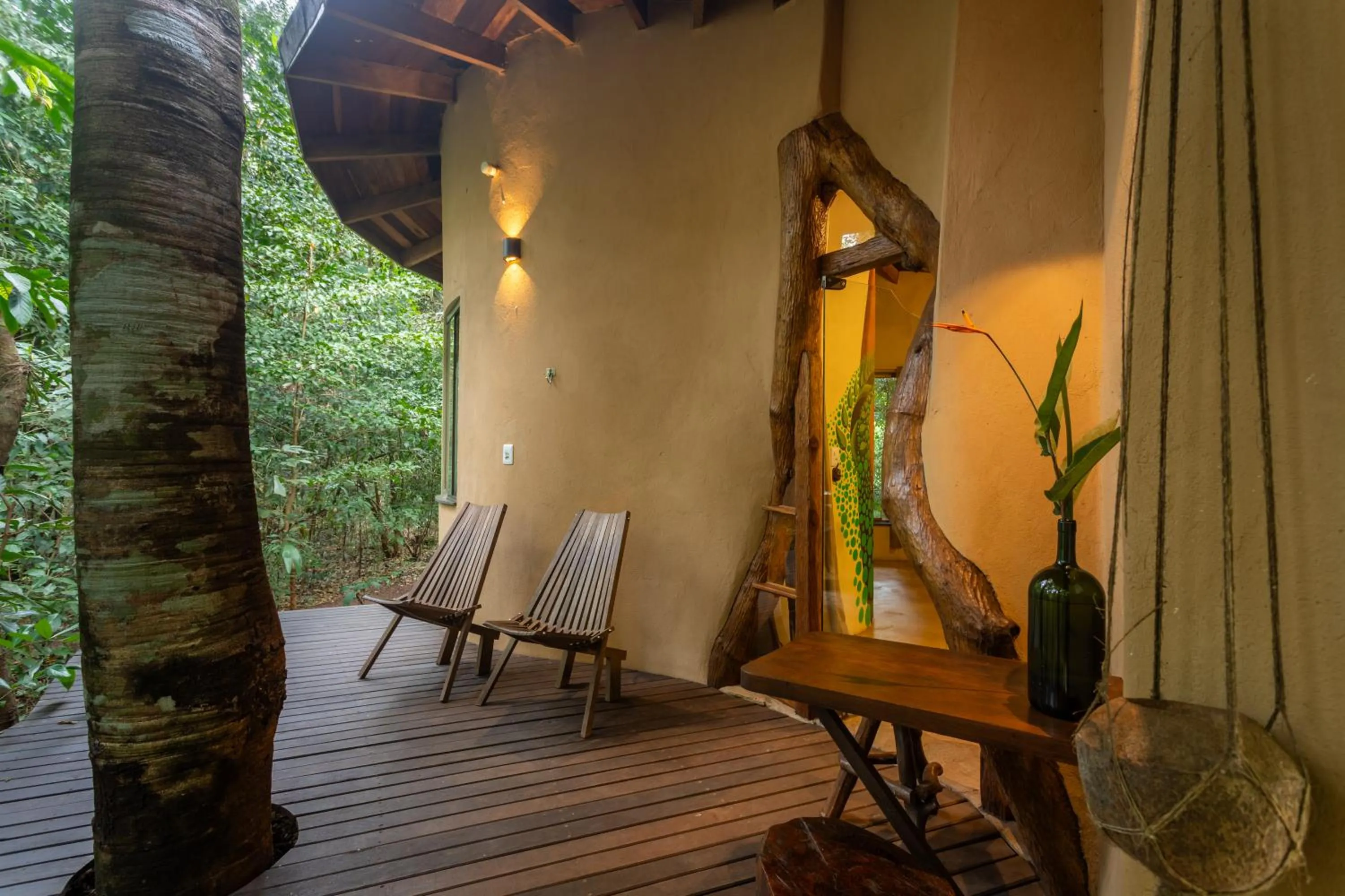 Facade/entrance in Cantos da Mata