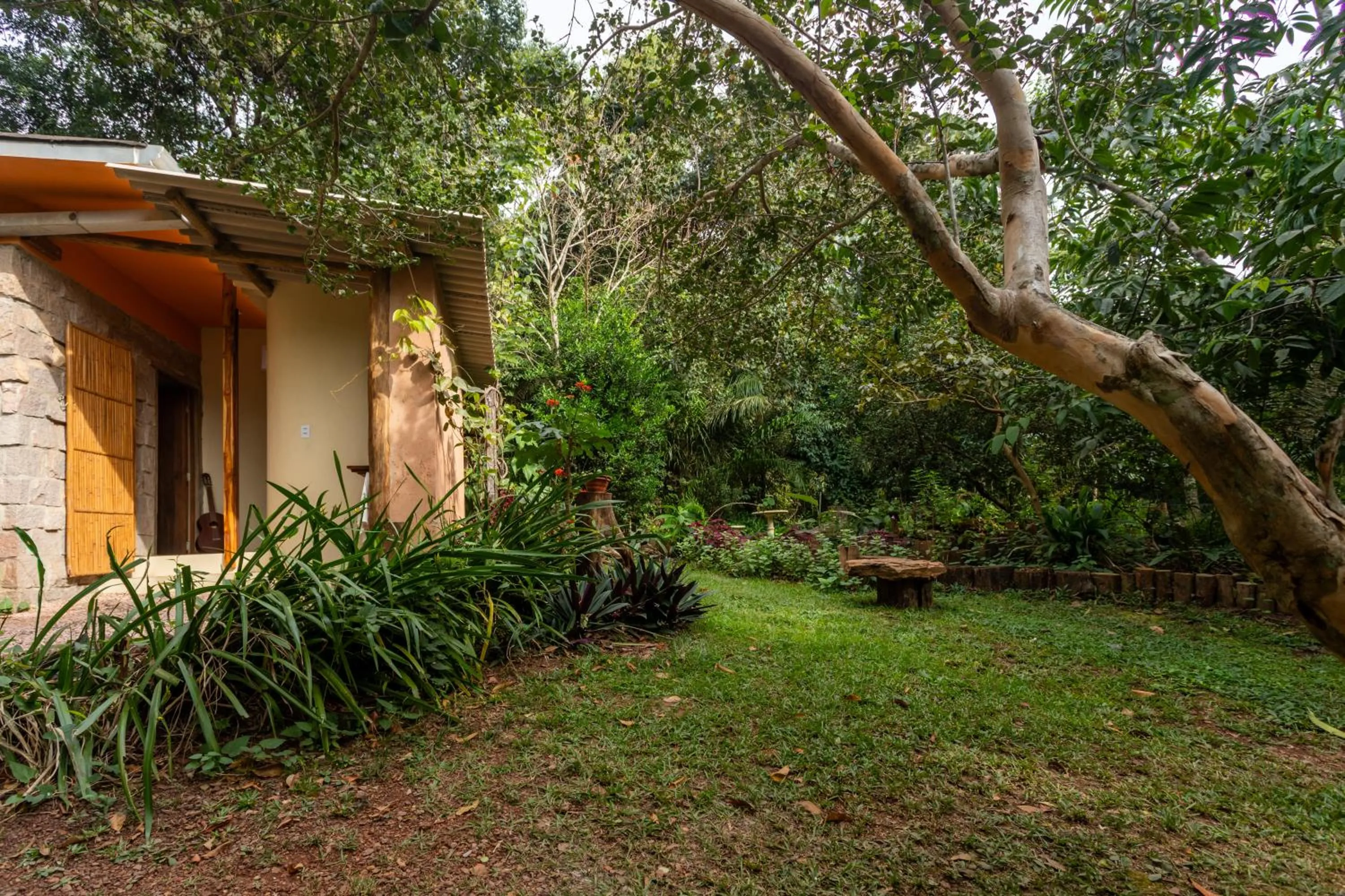 Facade/entrance in Cantos da Mata