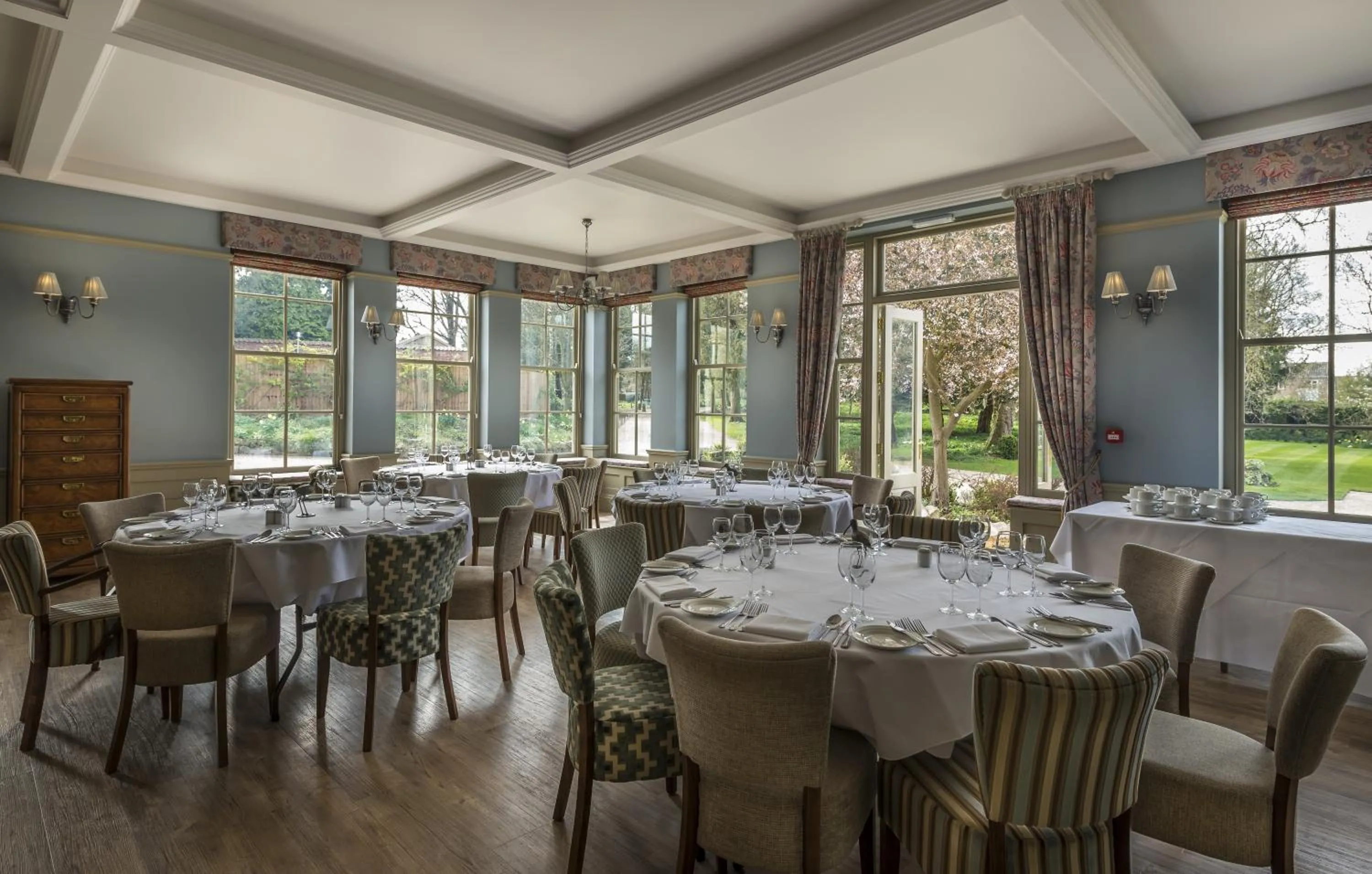 Meals in Washingborough Hall Hotel