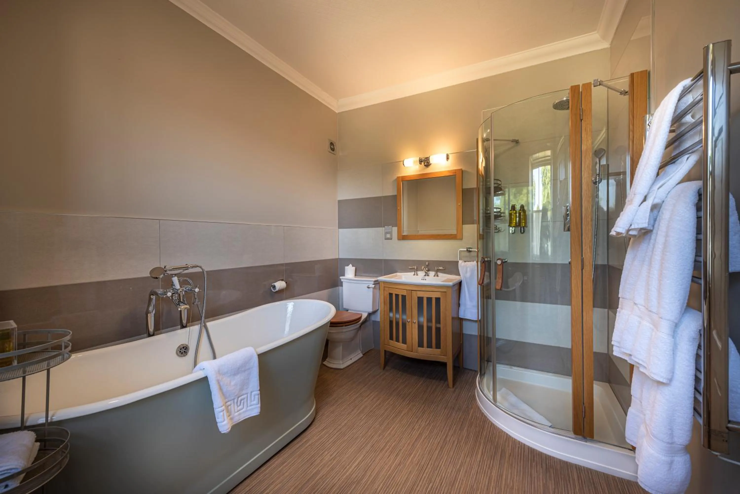 Shower in Washingborough Hall Hotel