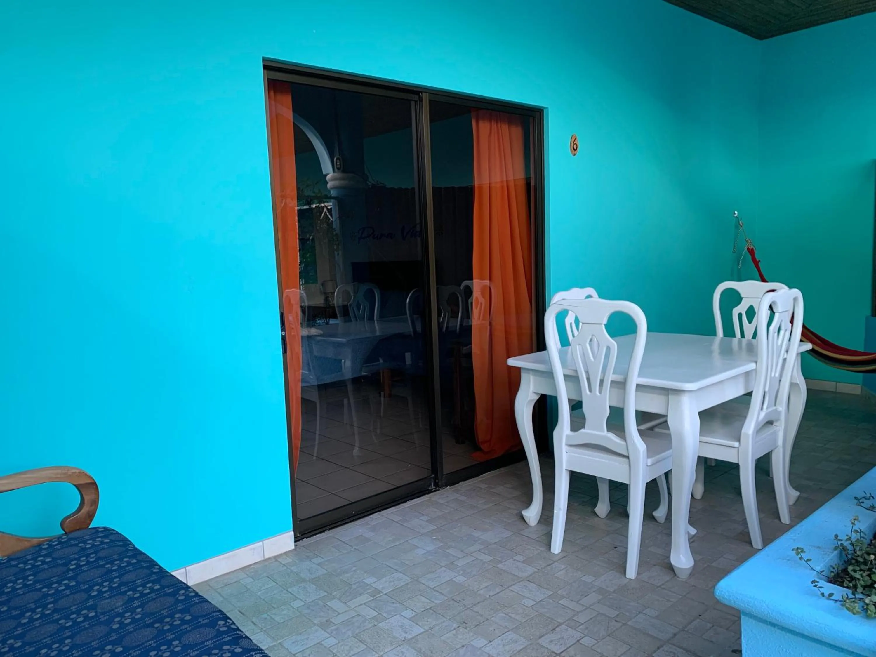 Facade/entrance in Toro Blanco