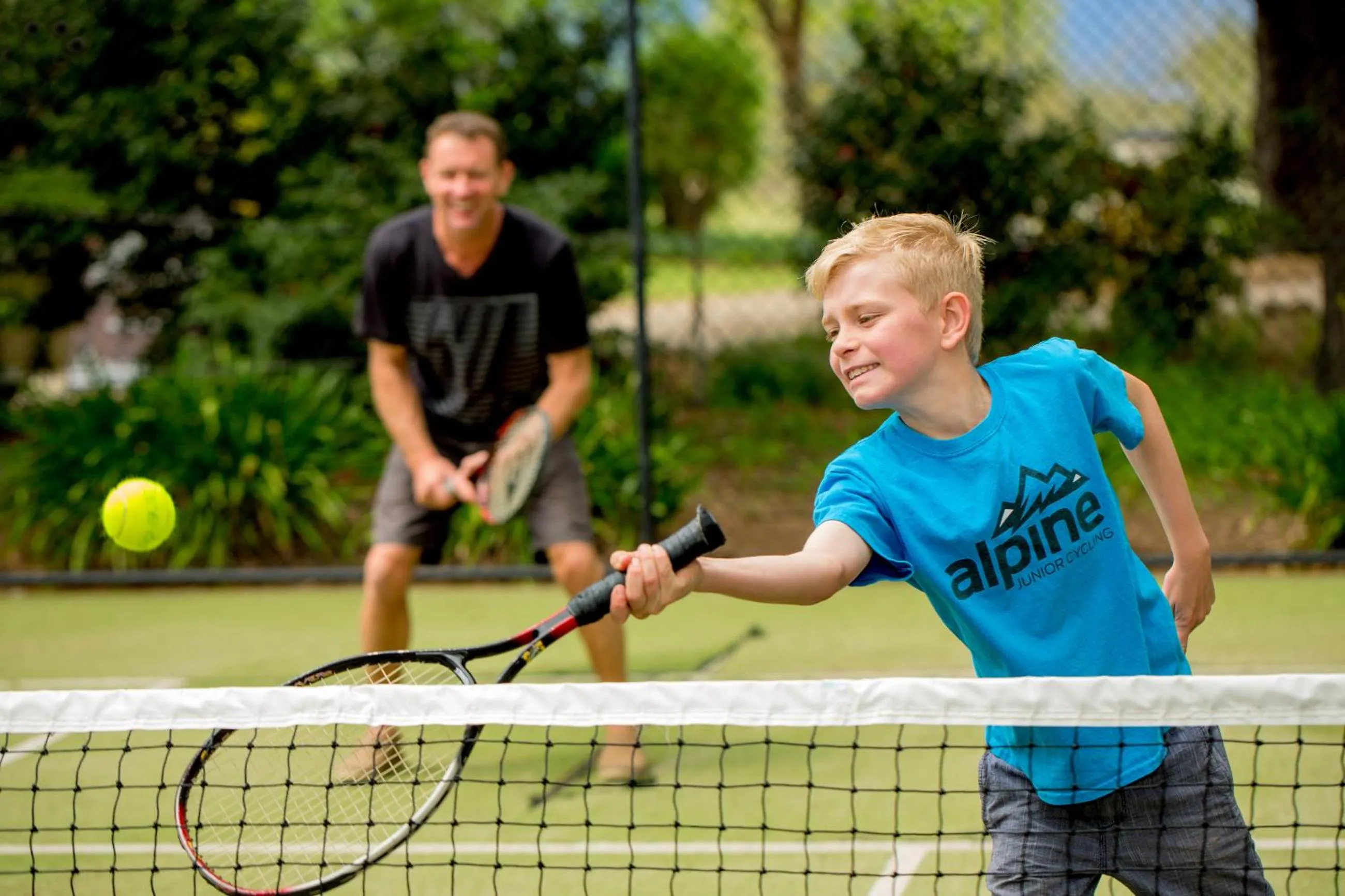 Tennis court in Discovery Parks - Bright