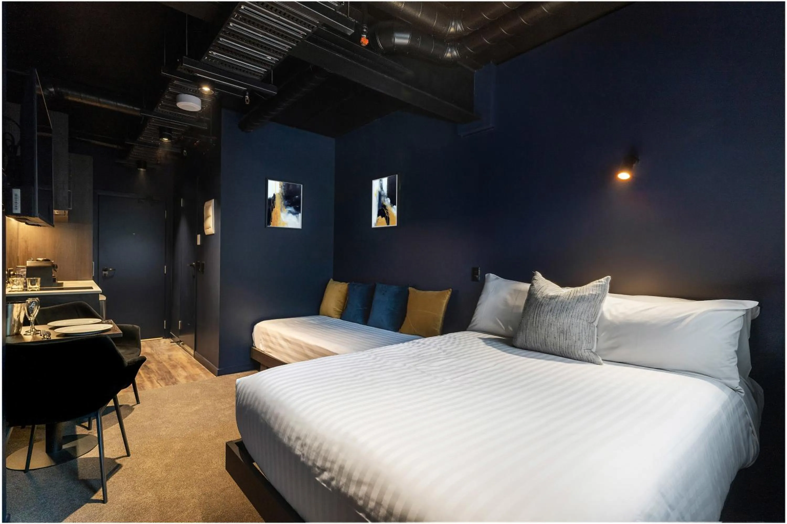 Bedroom, Bed in Abstract Hotel