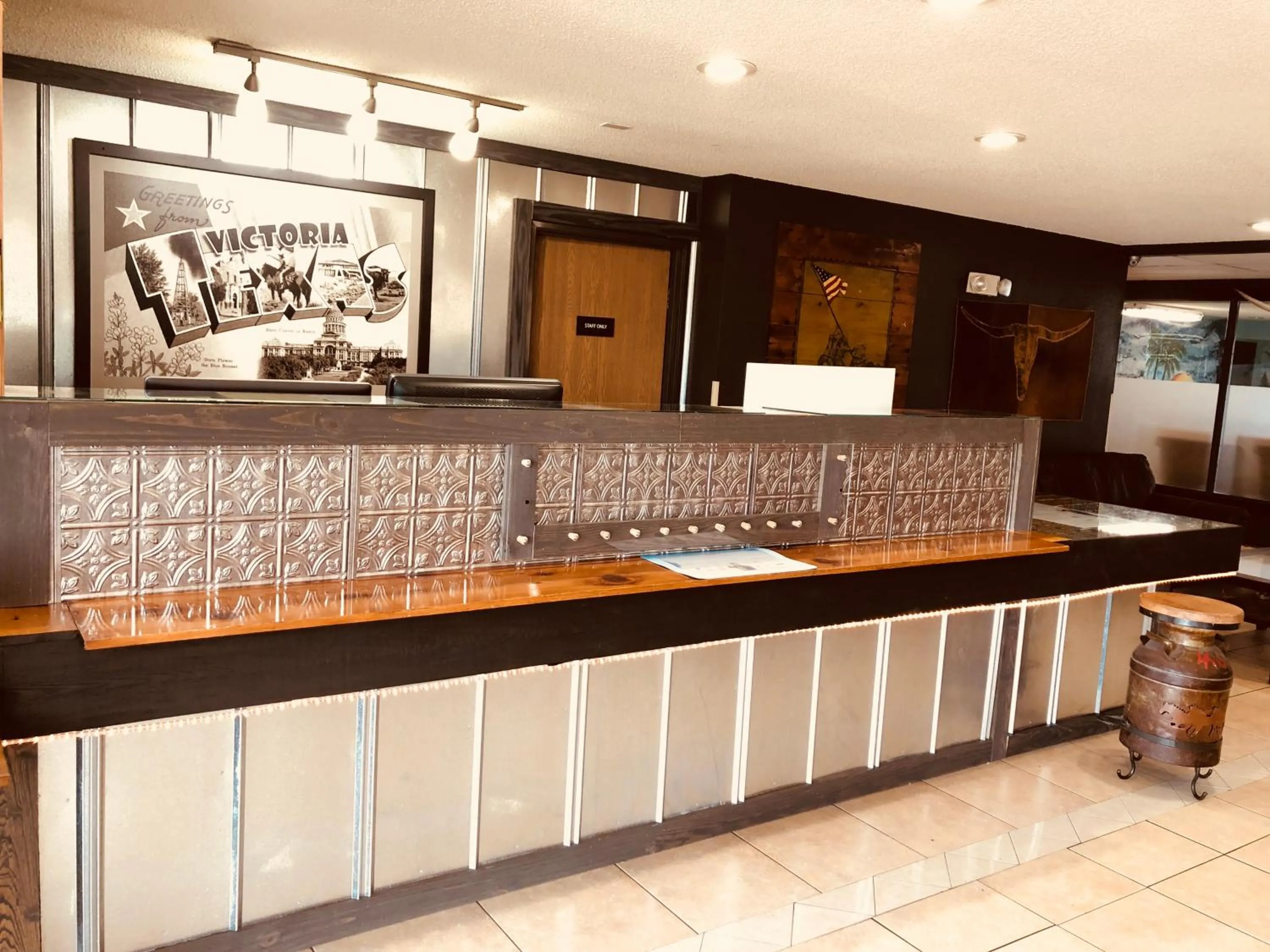 Breakfast in Super 8 by Wyndham Victoria/North/Mall Area