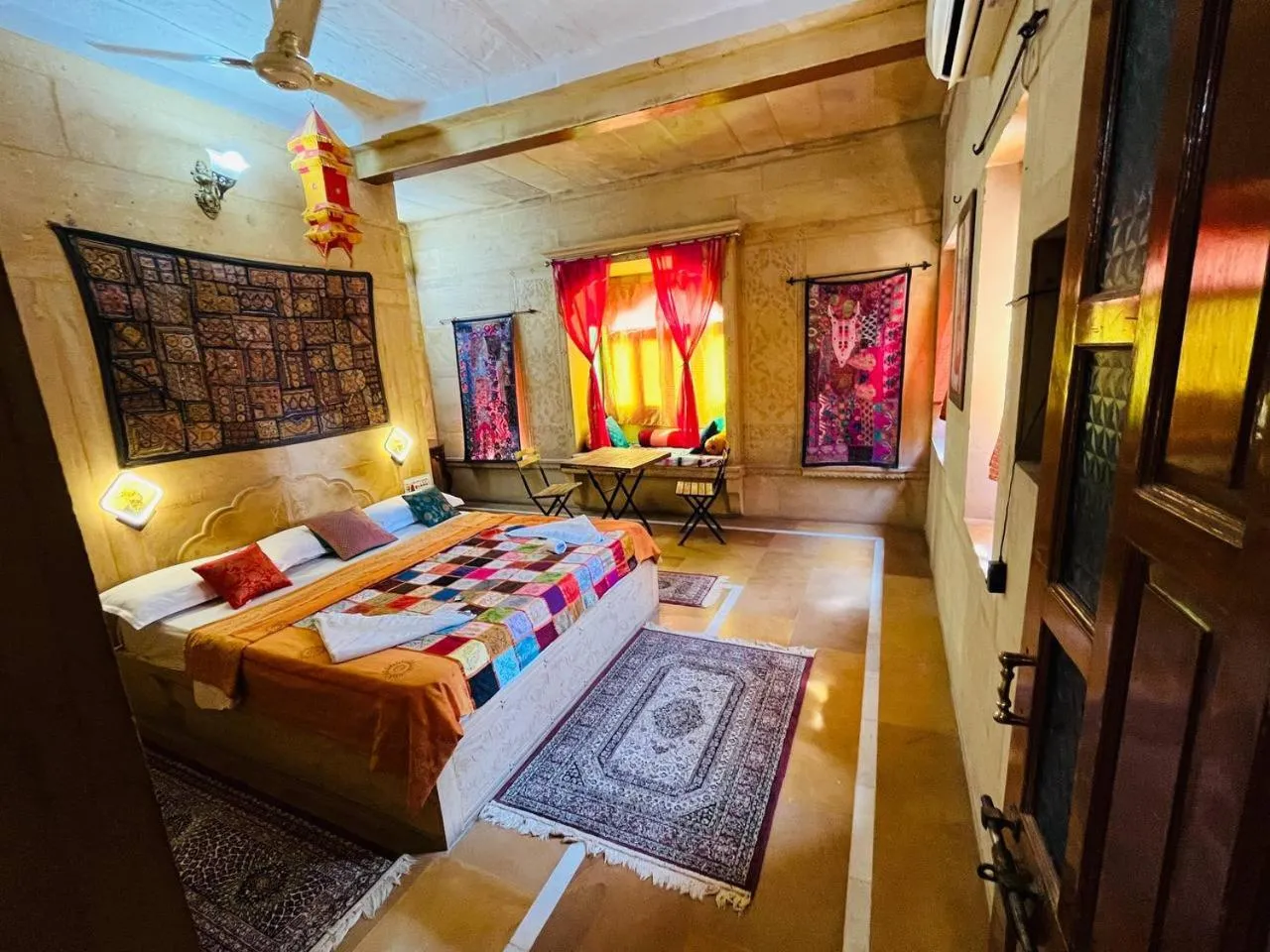Bed in Hotel Oasis Haveli Jaisalmer