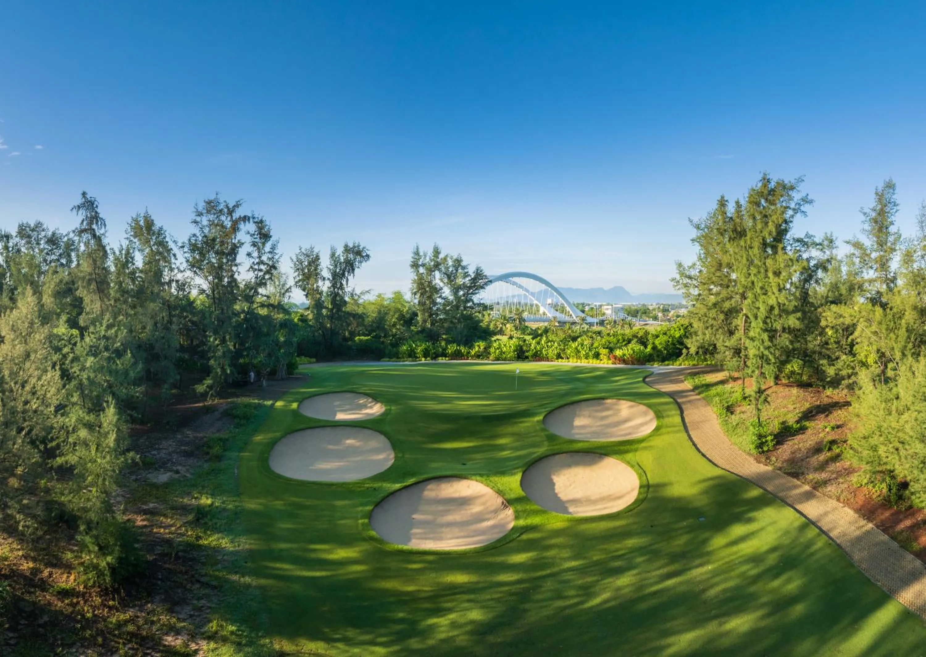 Golfcourse in Montgomerie Links Hotel & Villas