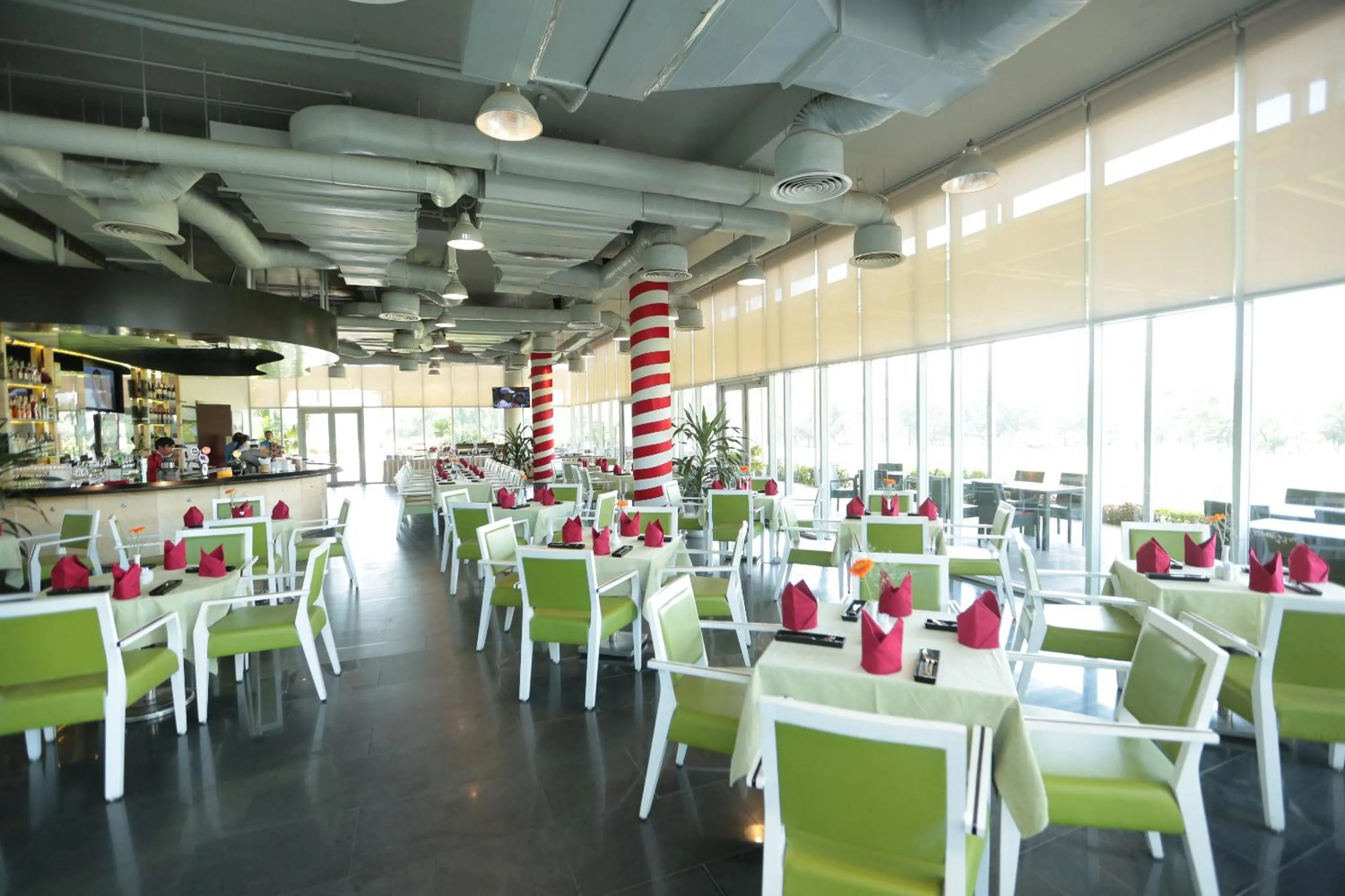 Restaurant/places to eat in Montgomerie Links Hotel & Villas