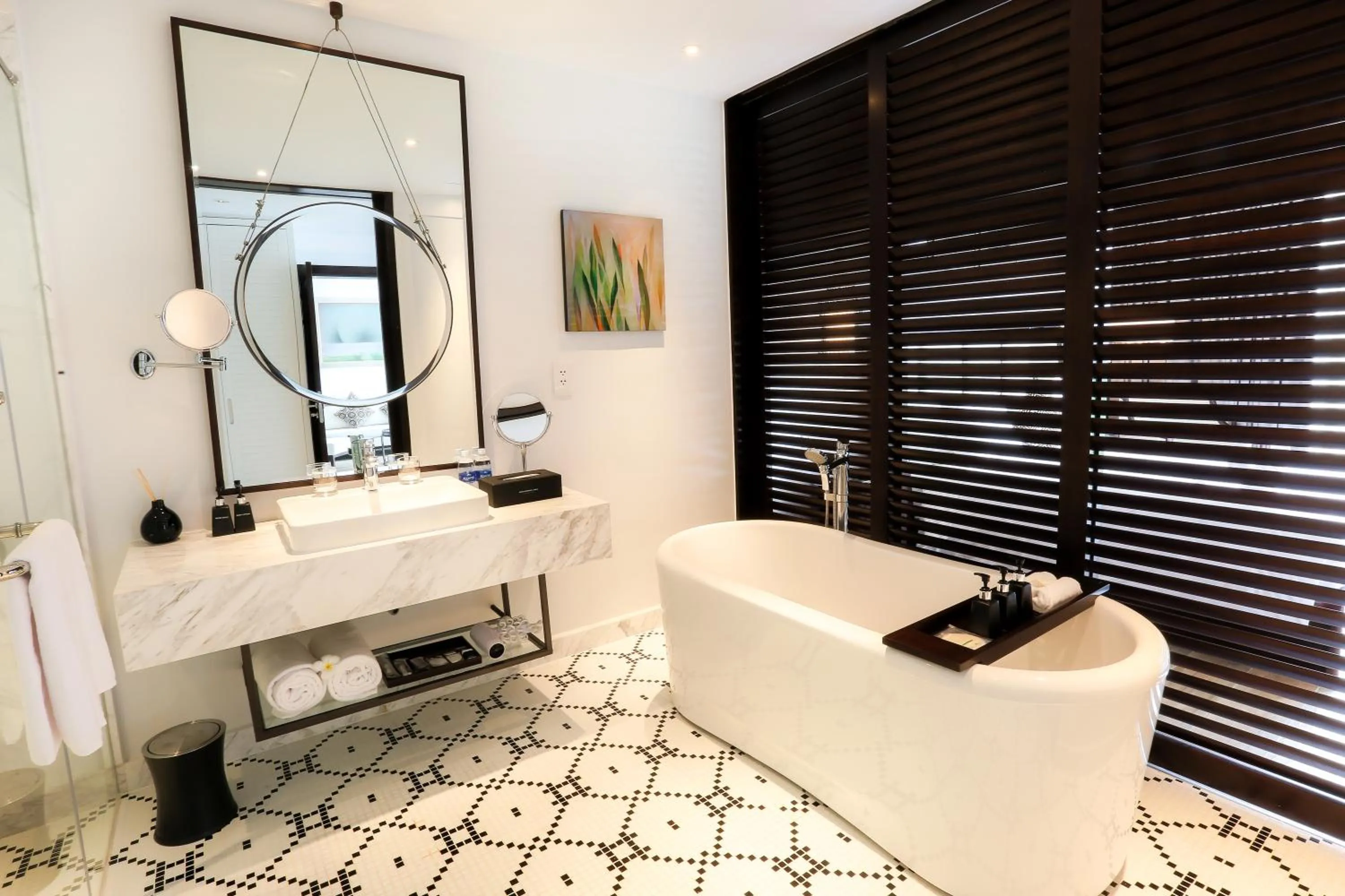 Bath in Montgomerie Links Hotel & Villas