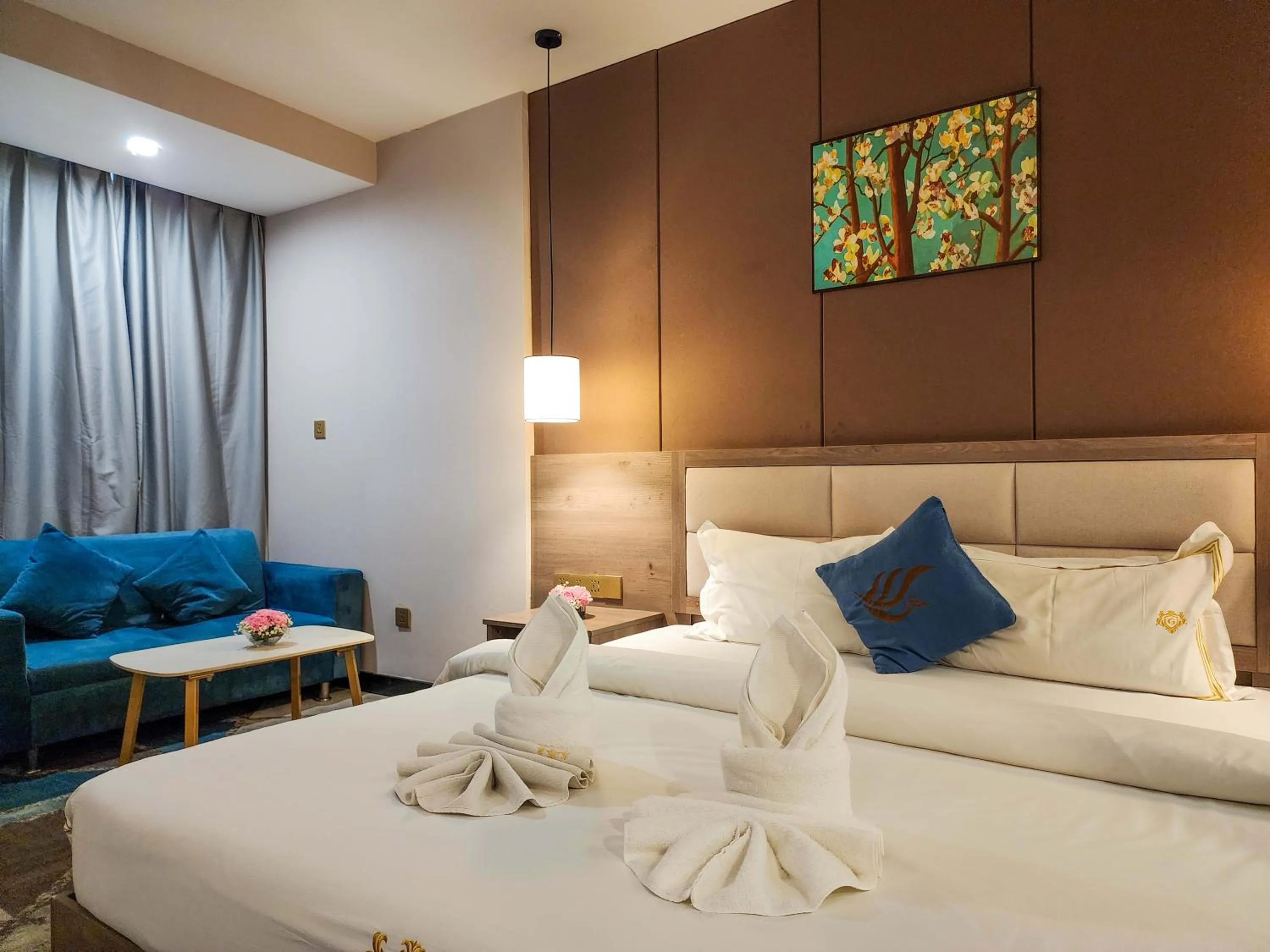 Bedroom in Sunshine Hotel