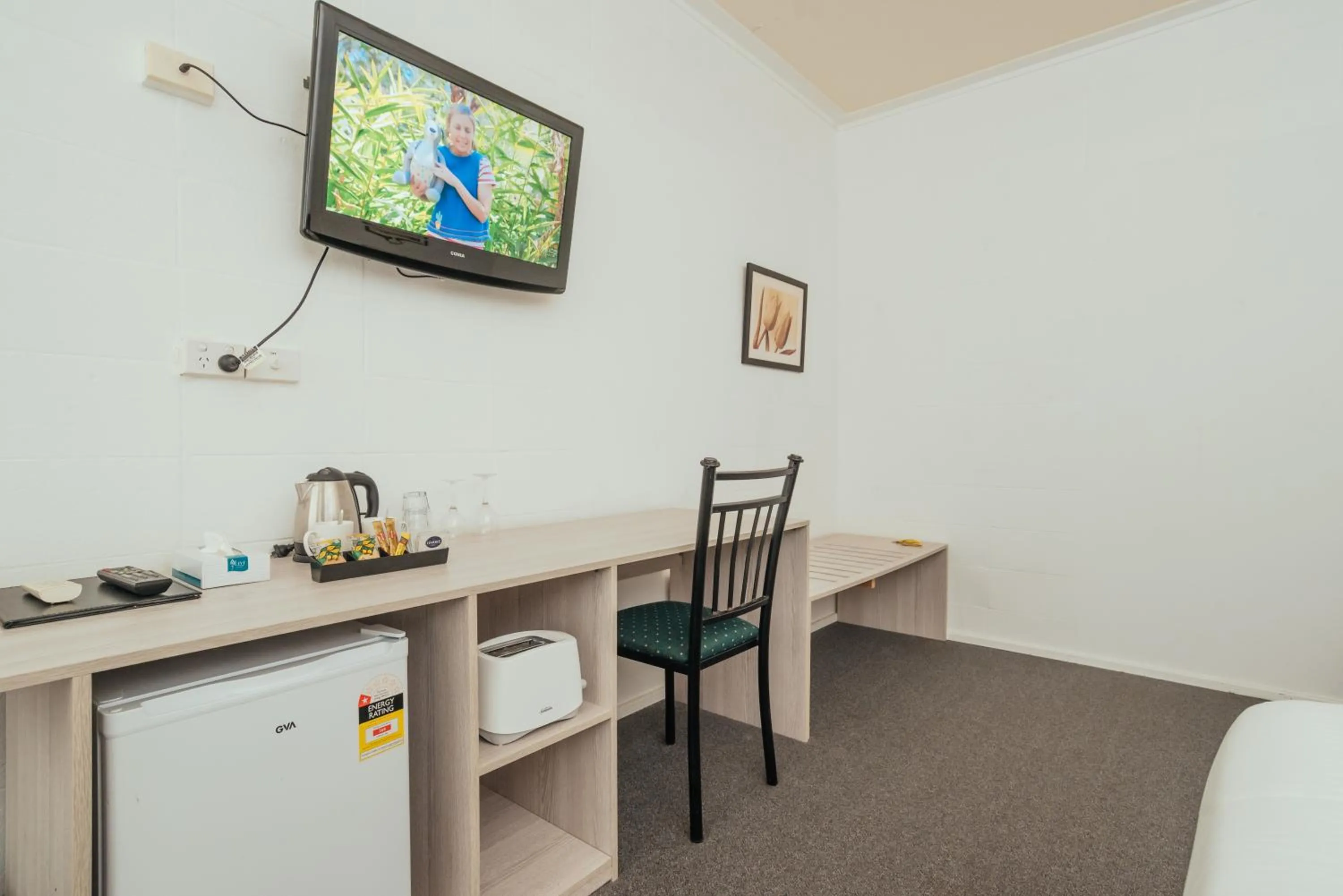 TV and multimedia in Coffs Windmill Motel