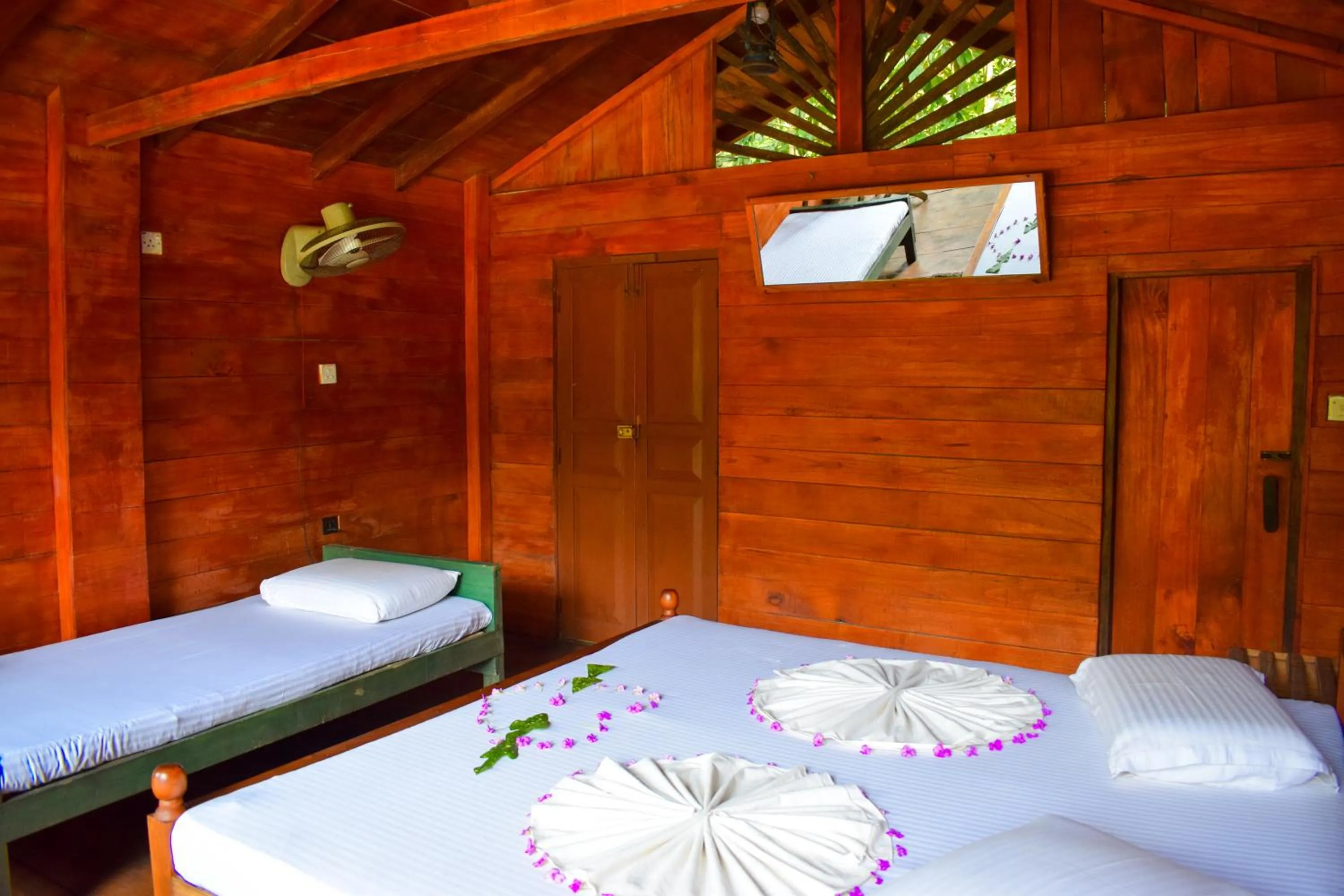 Bed in Rafters Retreat