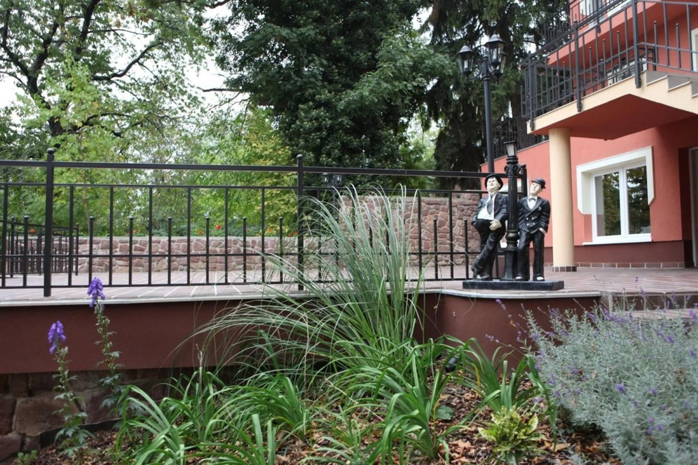 Garden view in Stan és Panzió