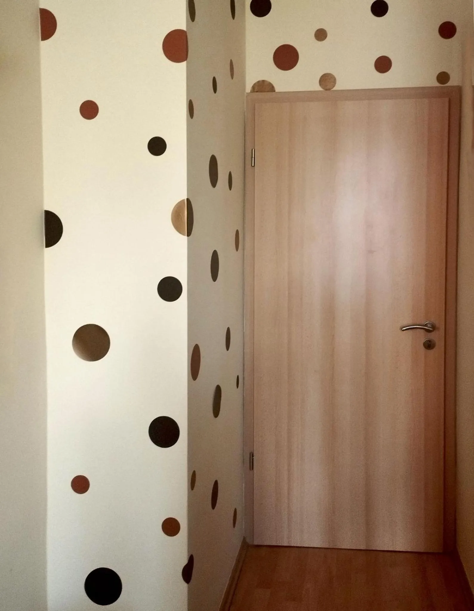 Decorative detail in Stan és Panzió