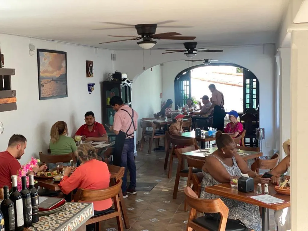 Restaurant/places to eat in Casa Yollotzin