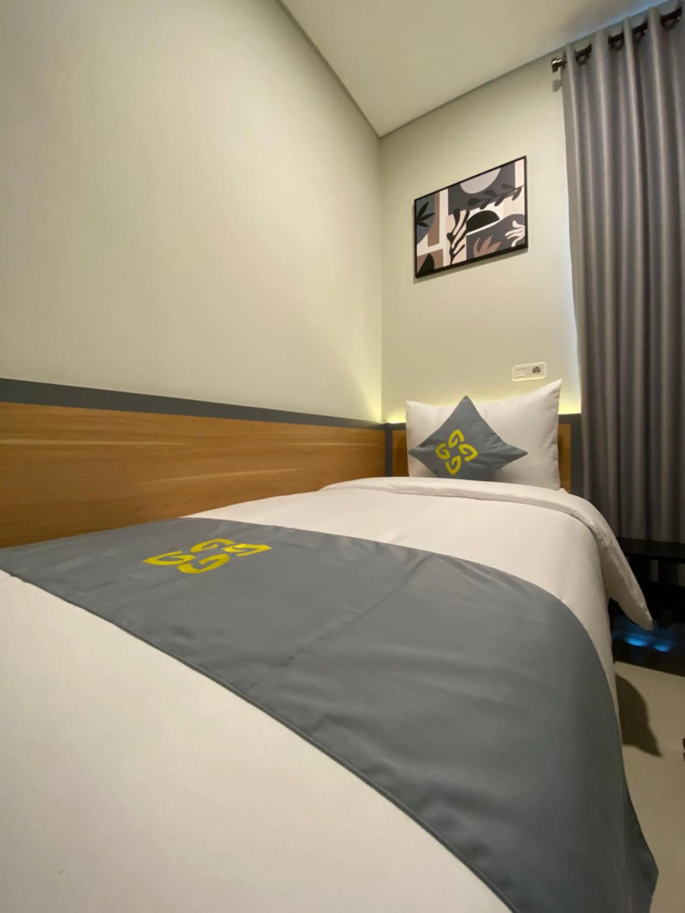 Bed in Ghurfati Hotel Wedana