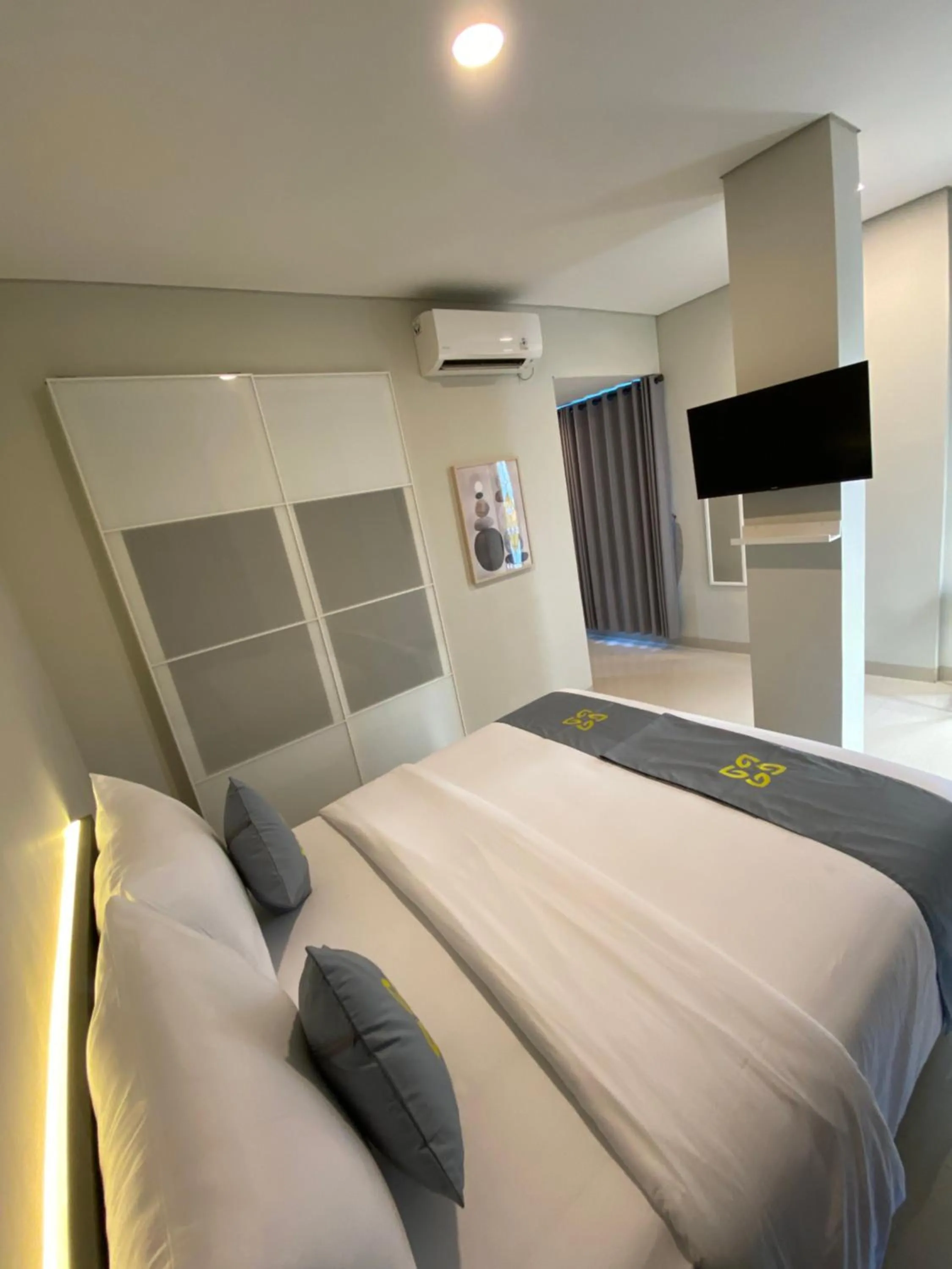 Bed in Ghurfati Hotel Wedana