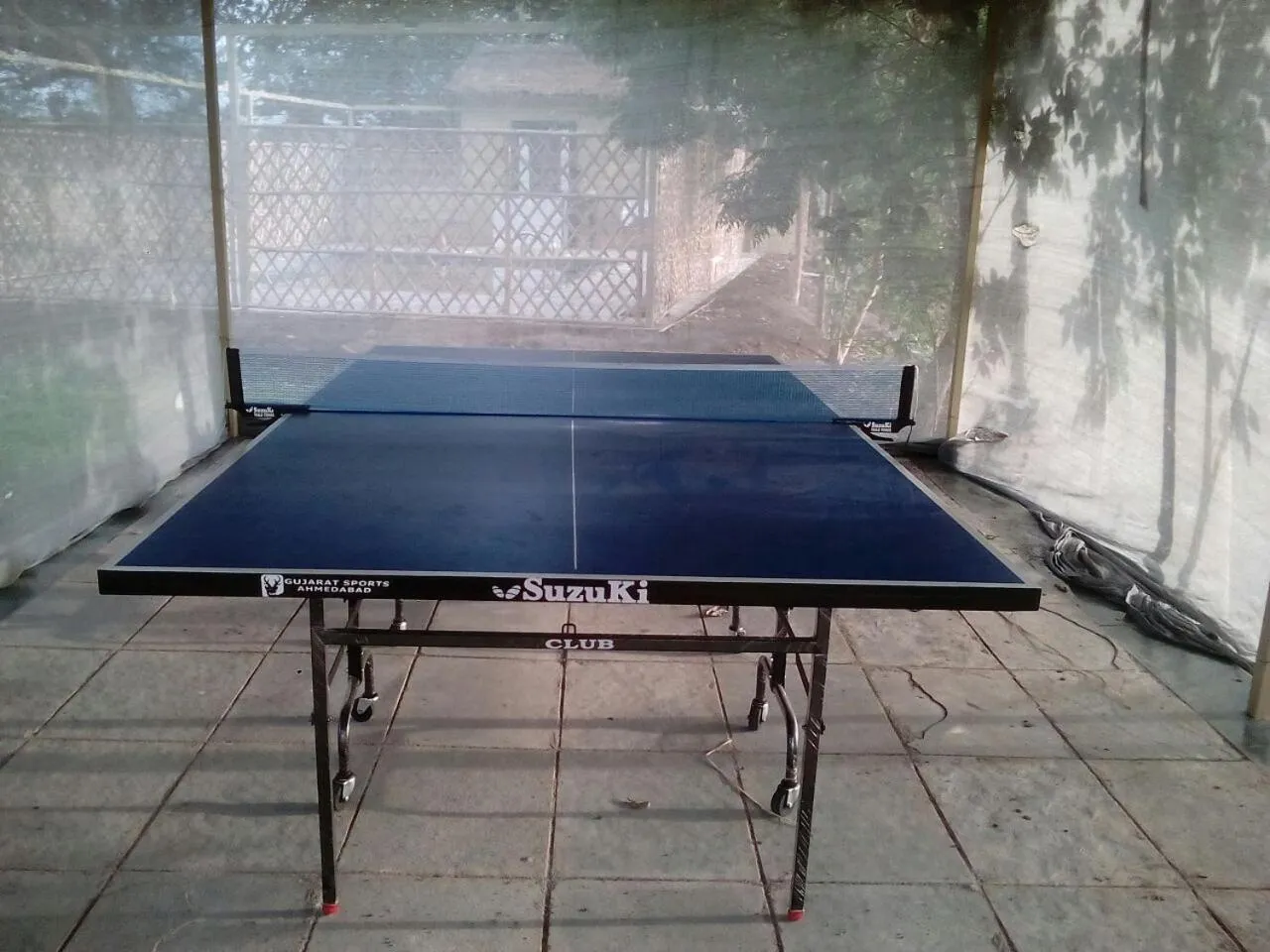 Tennis court in Asiatic Lion Lodge