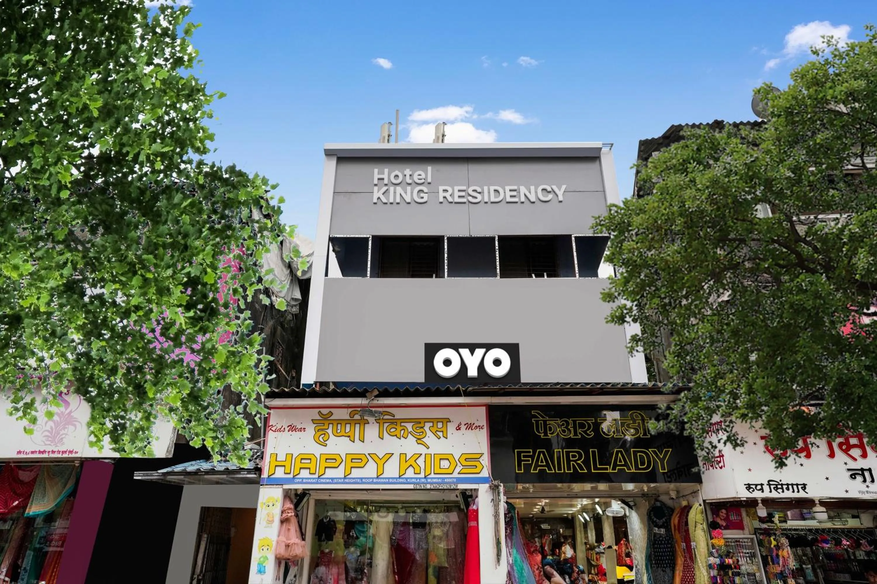 Facade/entrance in Hotel O King Residency Near Bharat Talkies