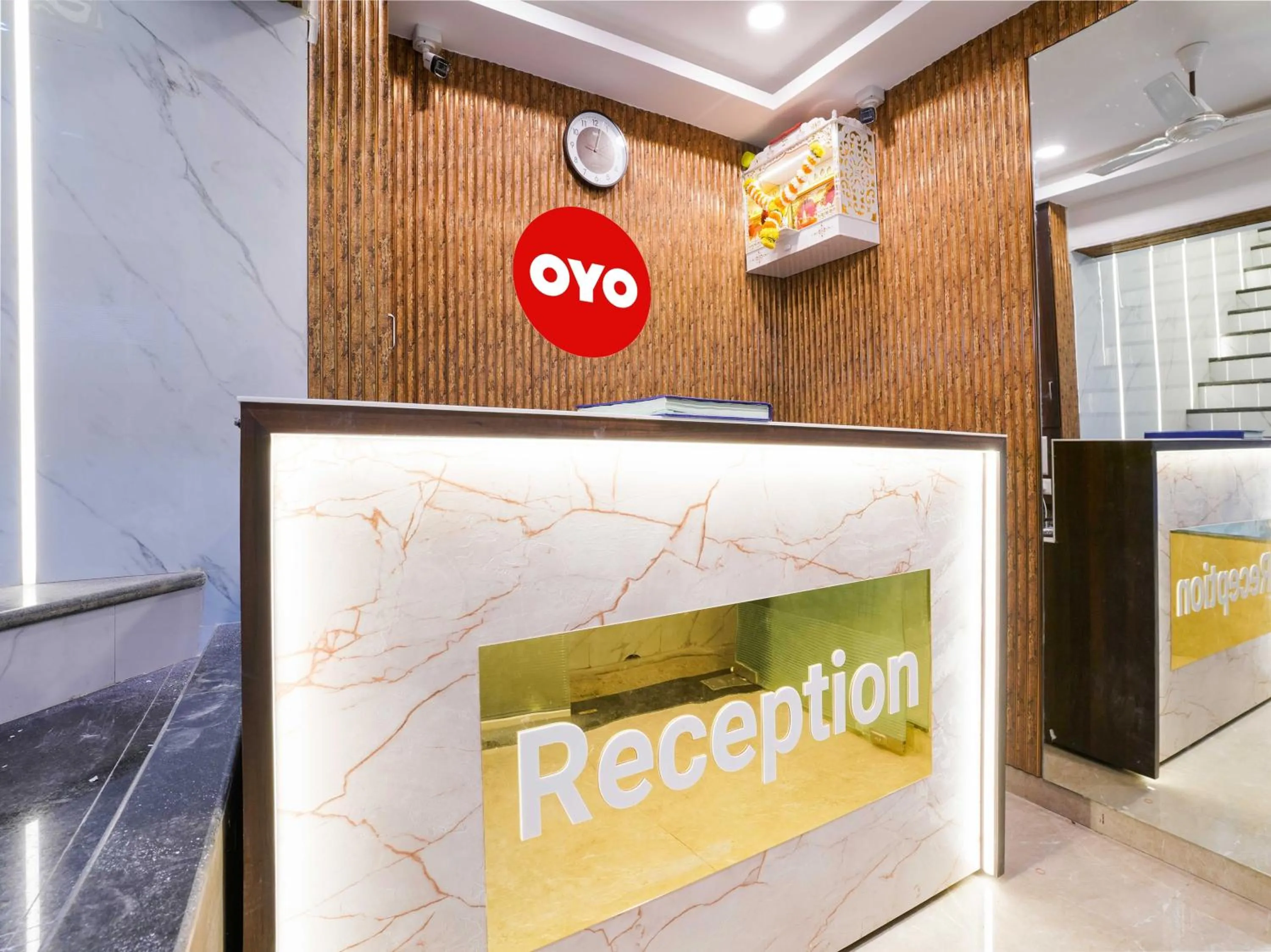 Lobby or reception in Hotel O King Residency Near Bharat Talkies