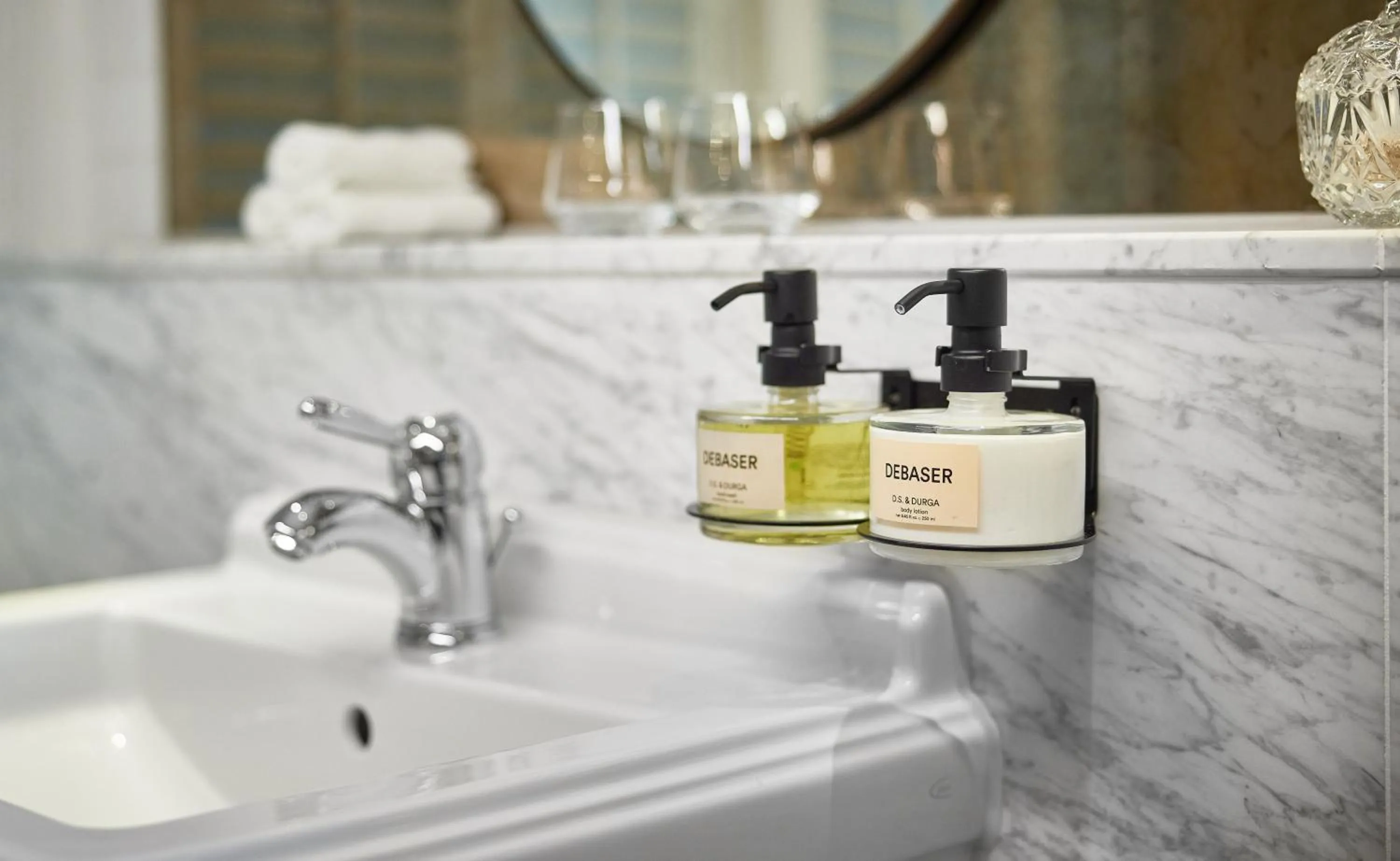 Bathroom in Pulitzer Amsterdam