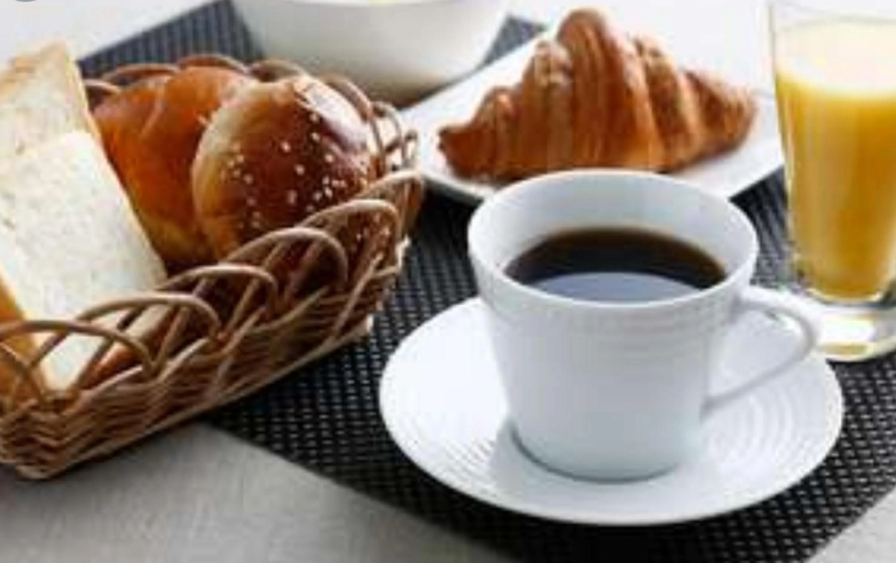 Breakfast in The Devonshire House Hotel