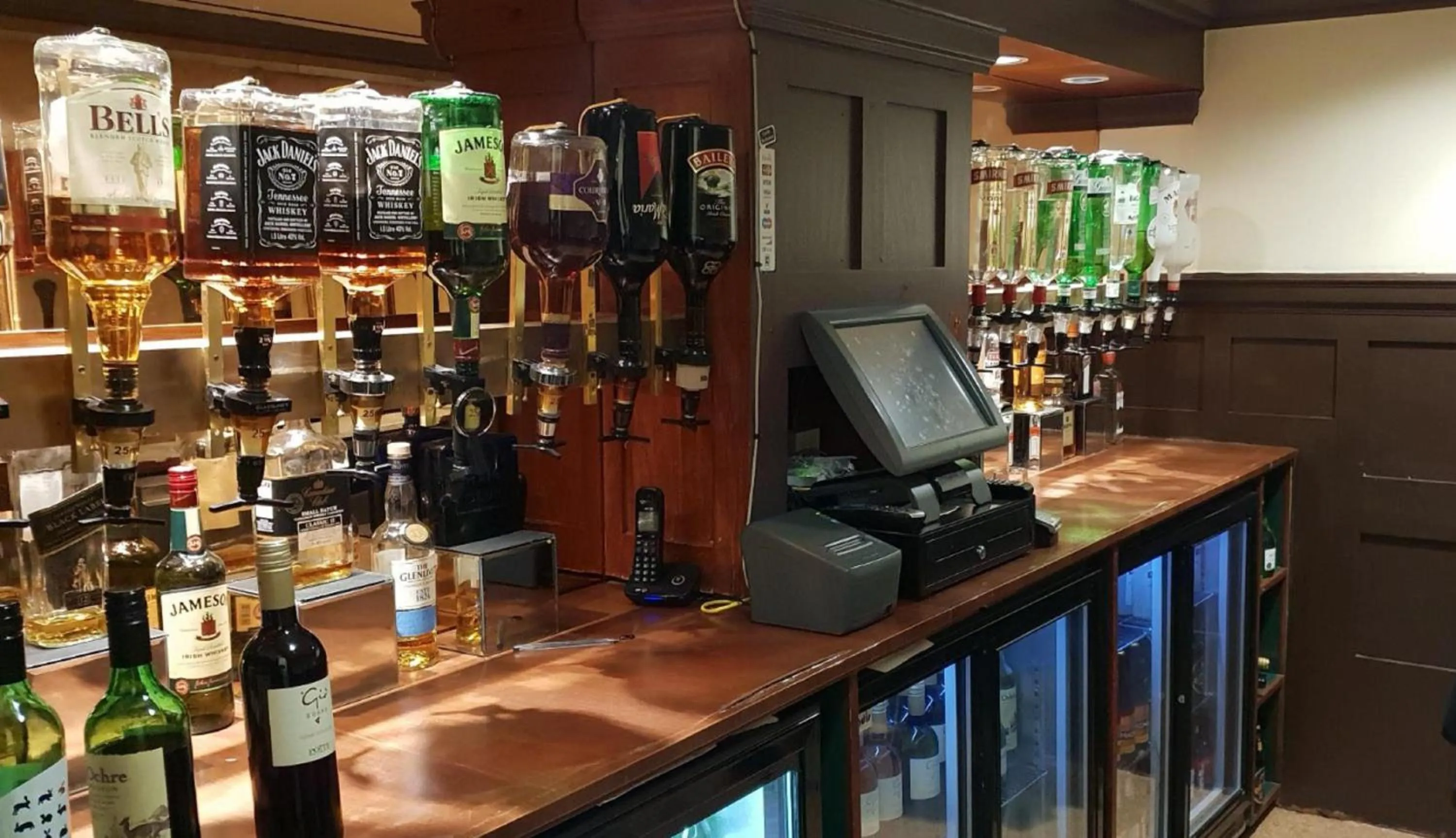 Lounge or bar in The Devonshire House Hotel