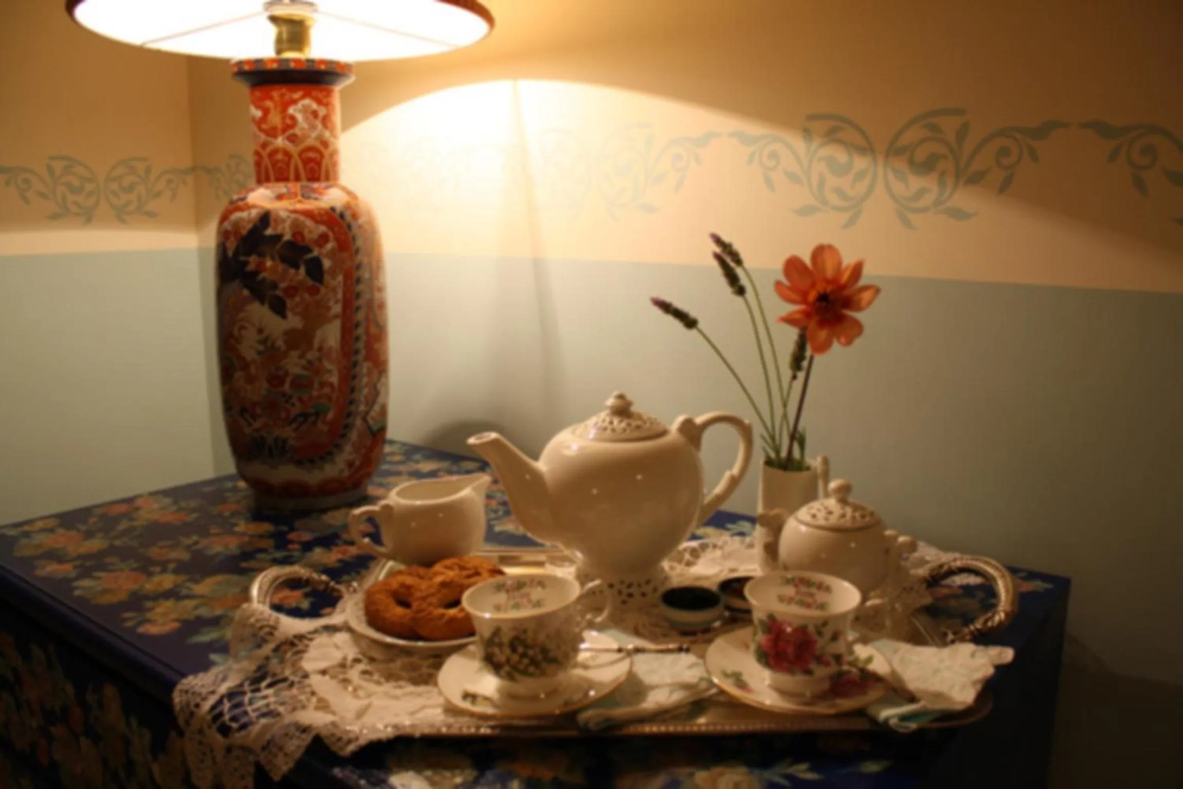 Decorative detail in ex BENEFICIO Santa MARIA della SCALA B&B de Charme