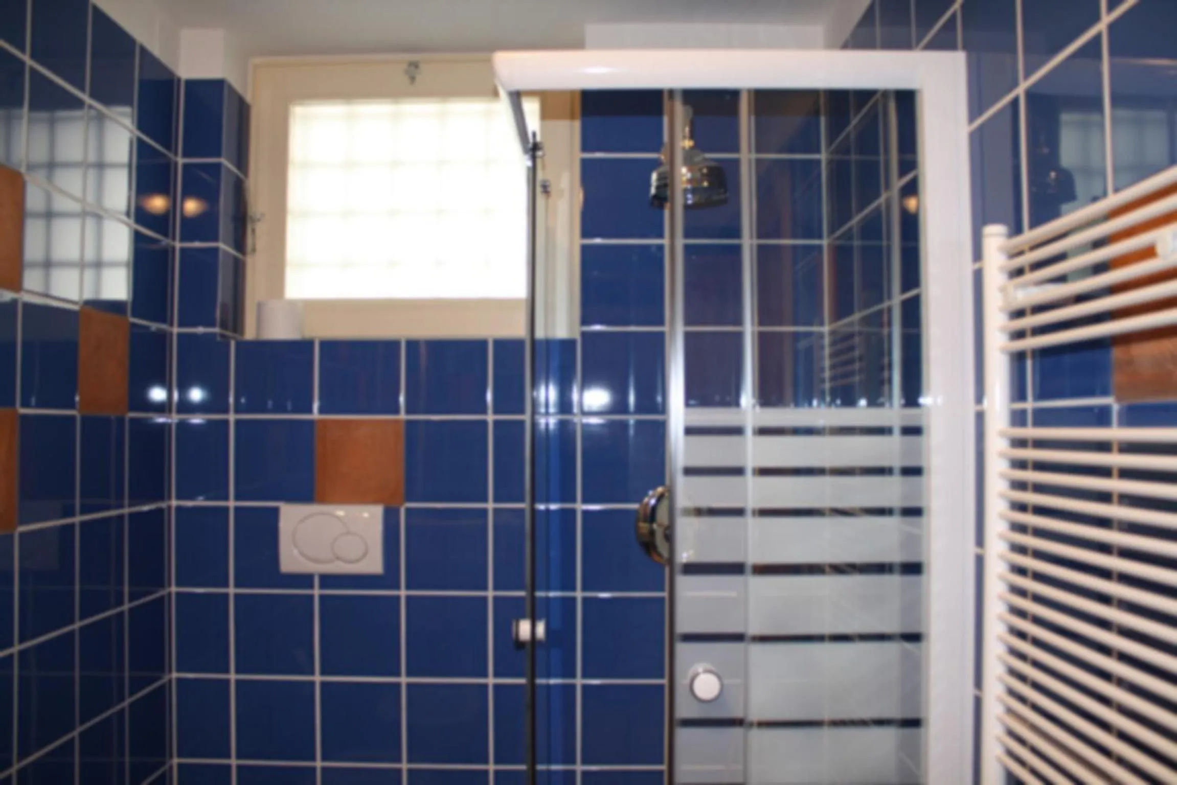 Bathroom in ex BENEFICIO Santa MARIA della SCALA B&B de Charme