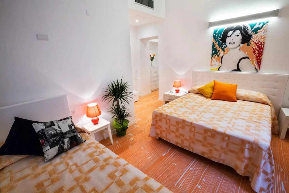 Photo of the whole room, Bed in Divine Bed & Breakfast