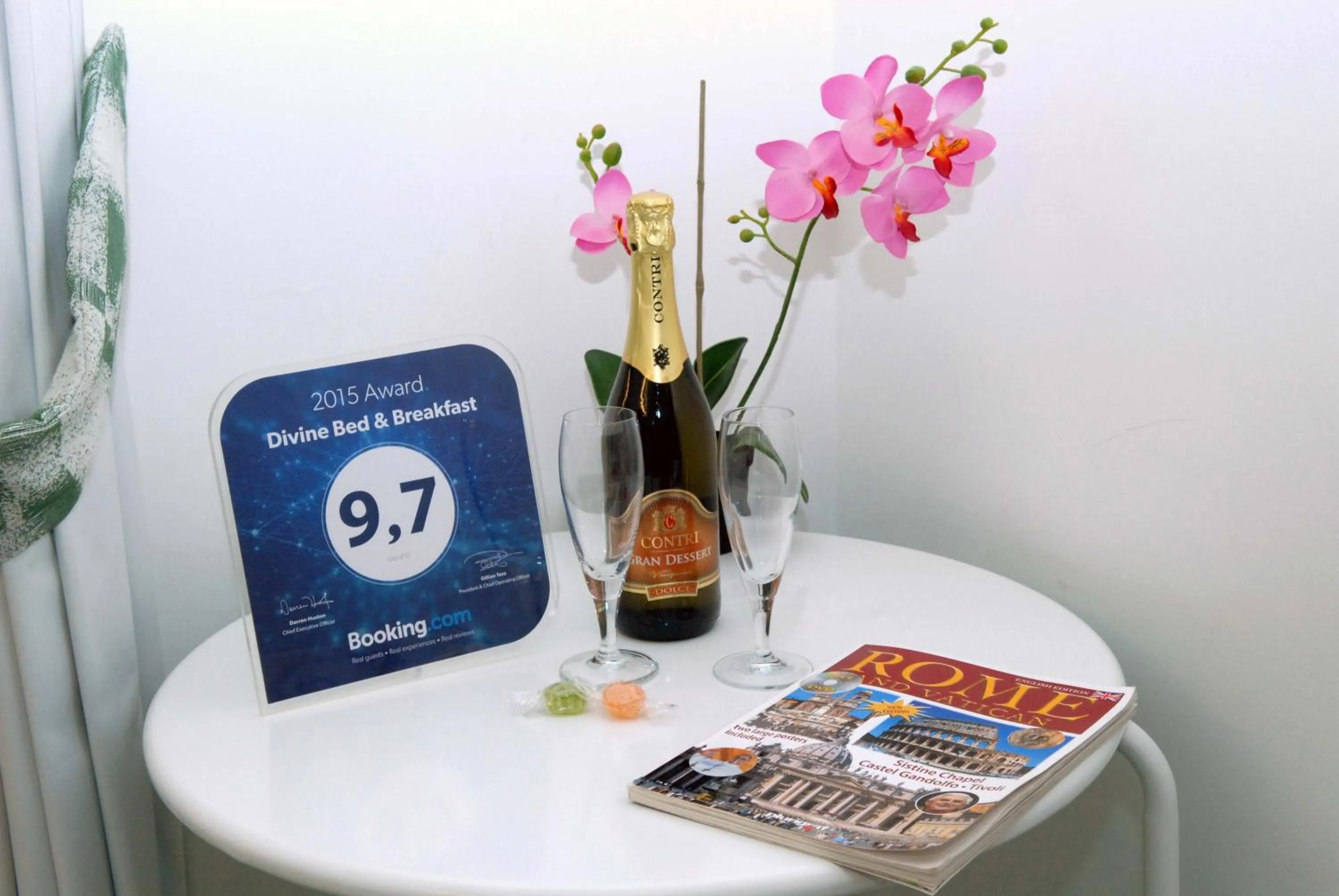 Property logo or sign in Divine Bed & Breakfast