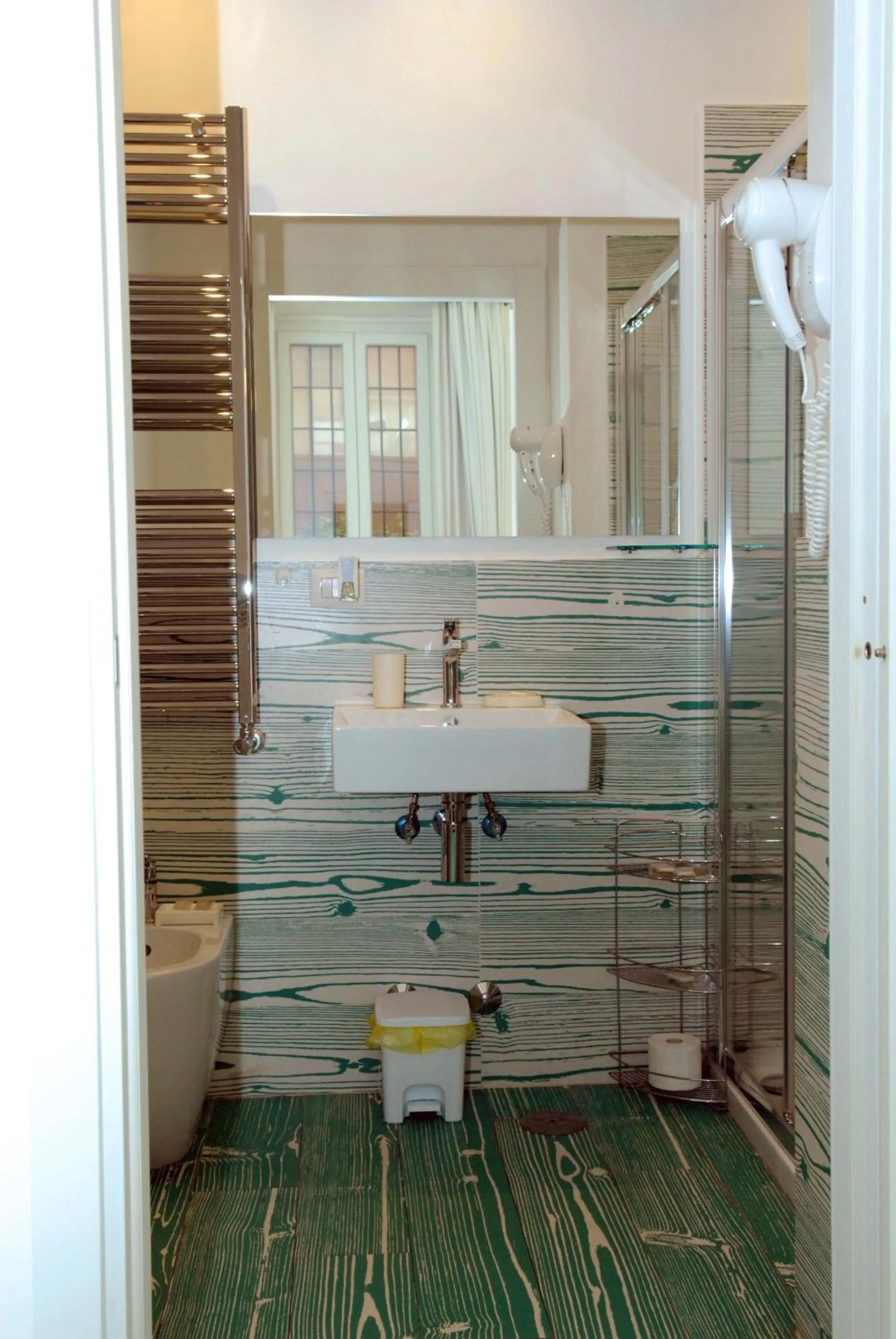 Bathroom in Divine Bed & Breakfast