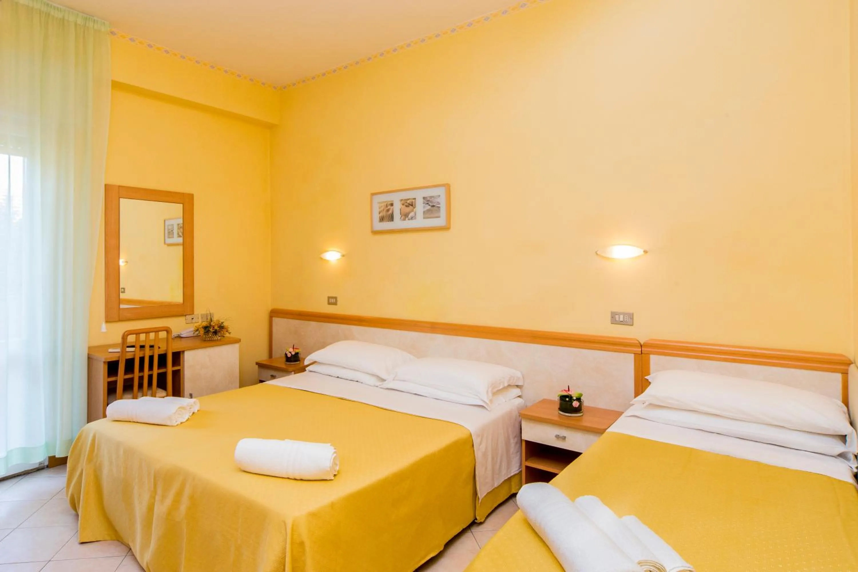 Photo of the whole room in Hotel Rita