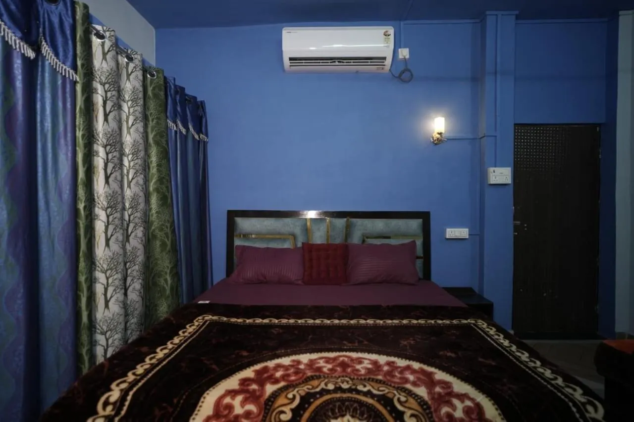 Bed in Ambricana Paying Guest House