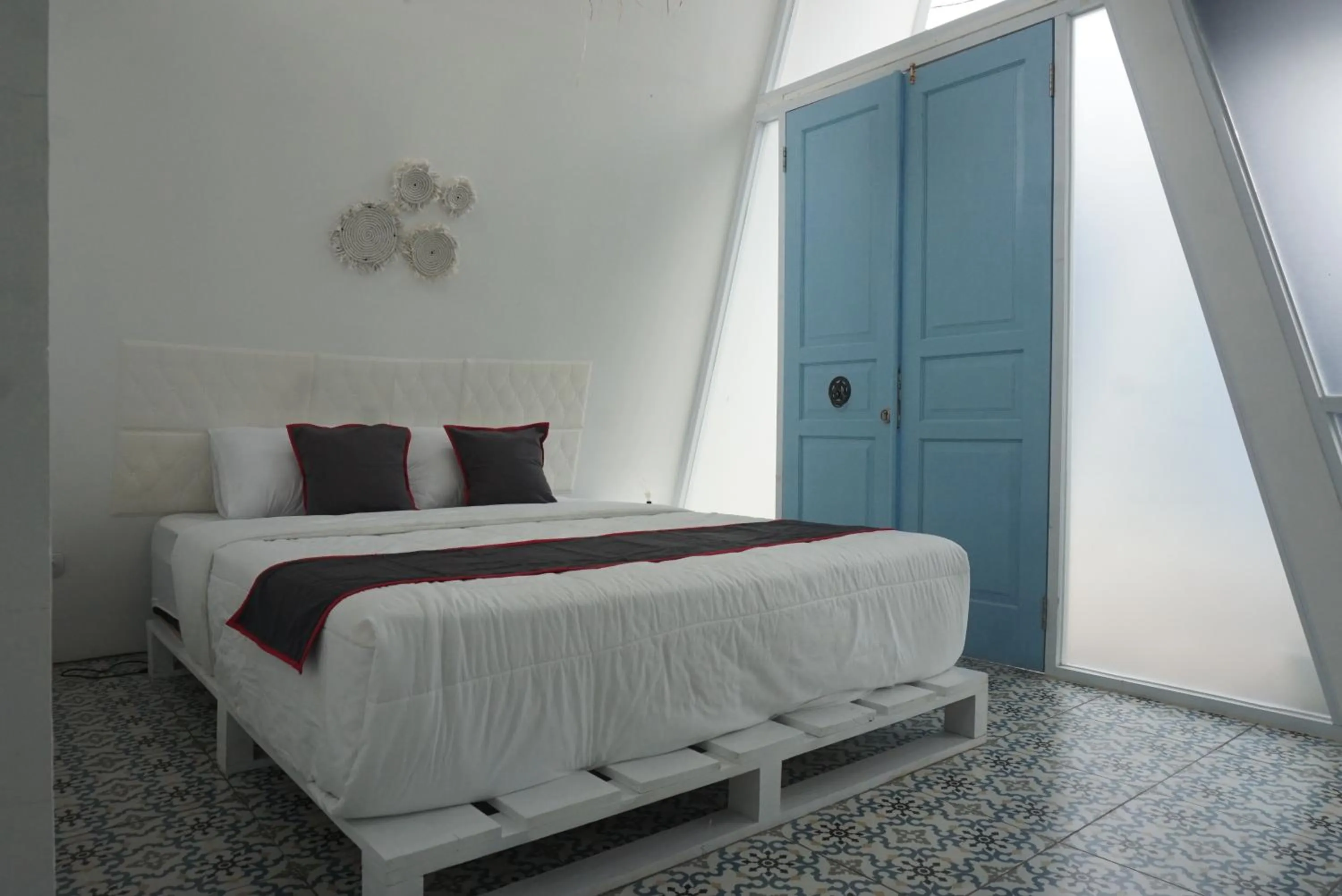 Bed in Ellada Garden