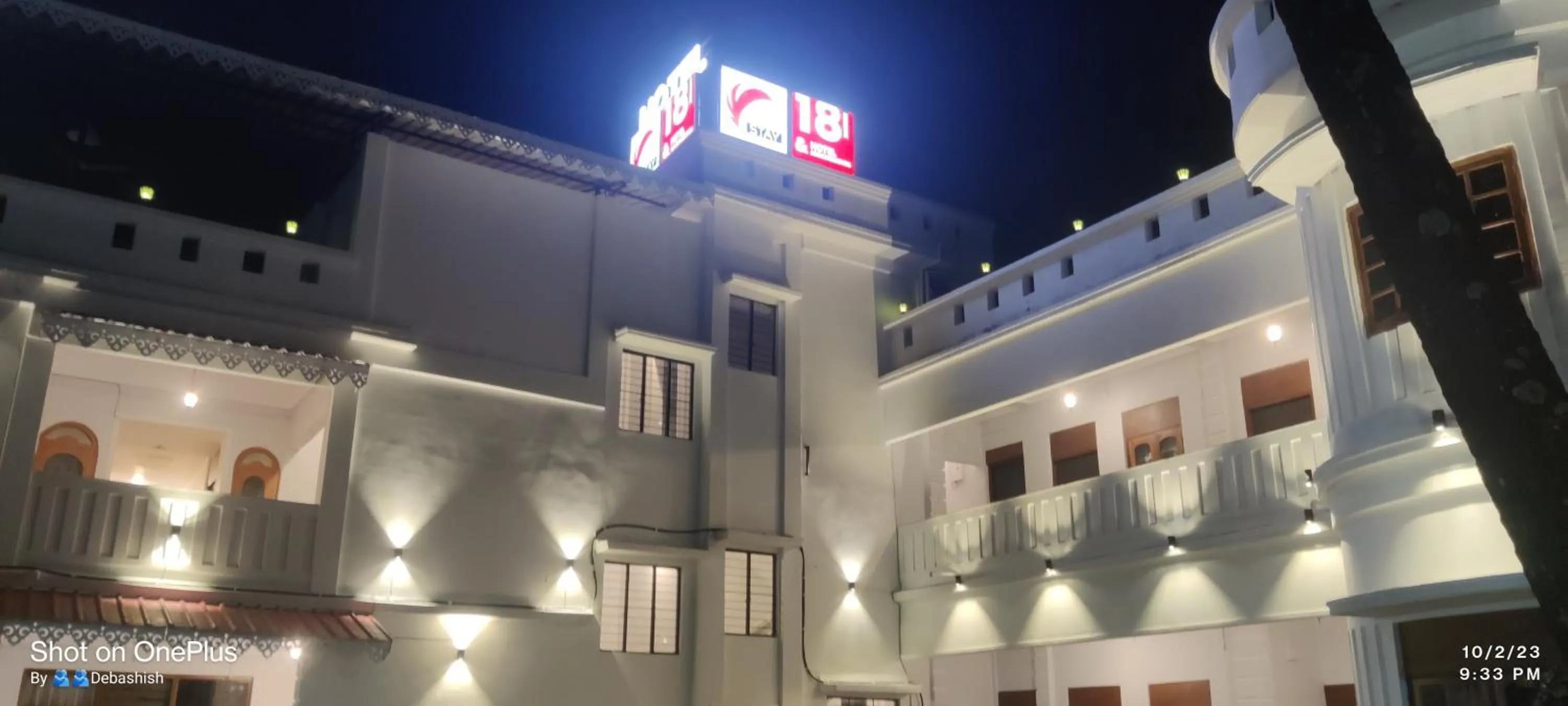 Property building in Hotel Insta 18