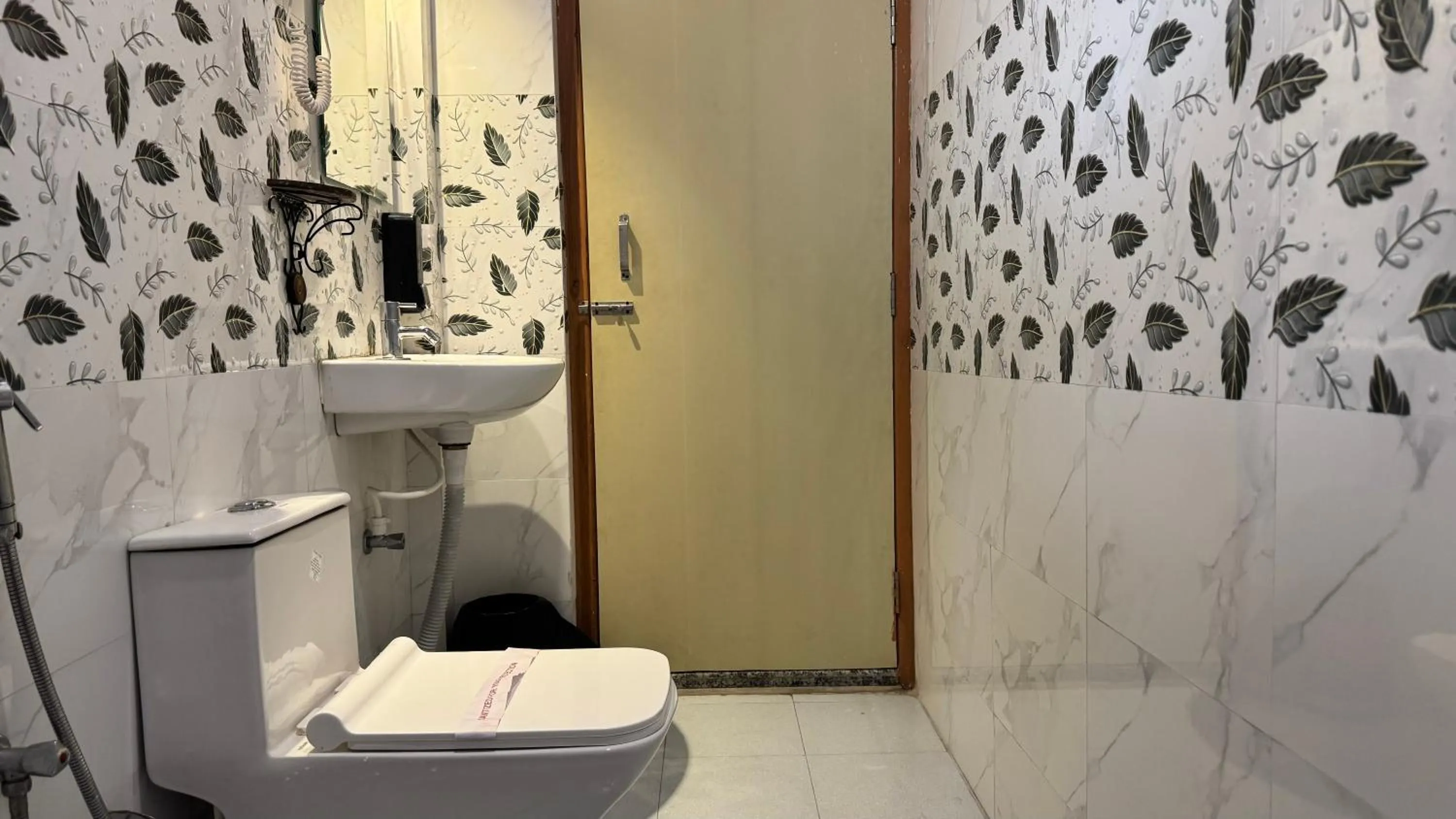 Bathroom in Hotel Insta 18