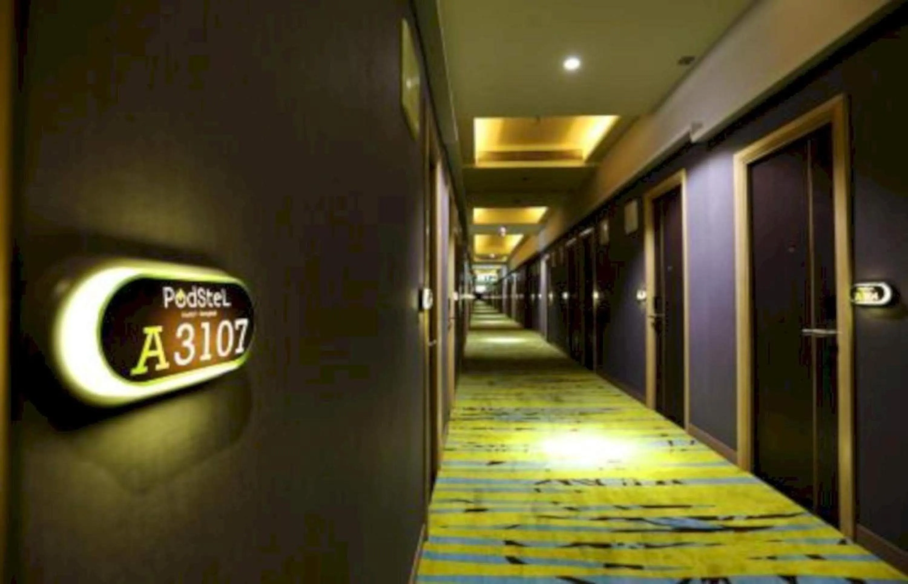 Lobby or reception in Capital O 75451 Podstel Hostel Bangkok