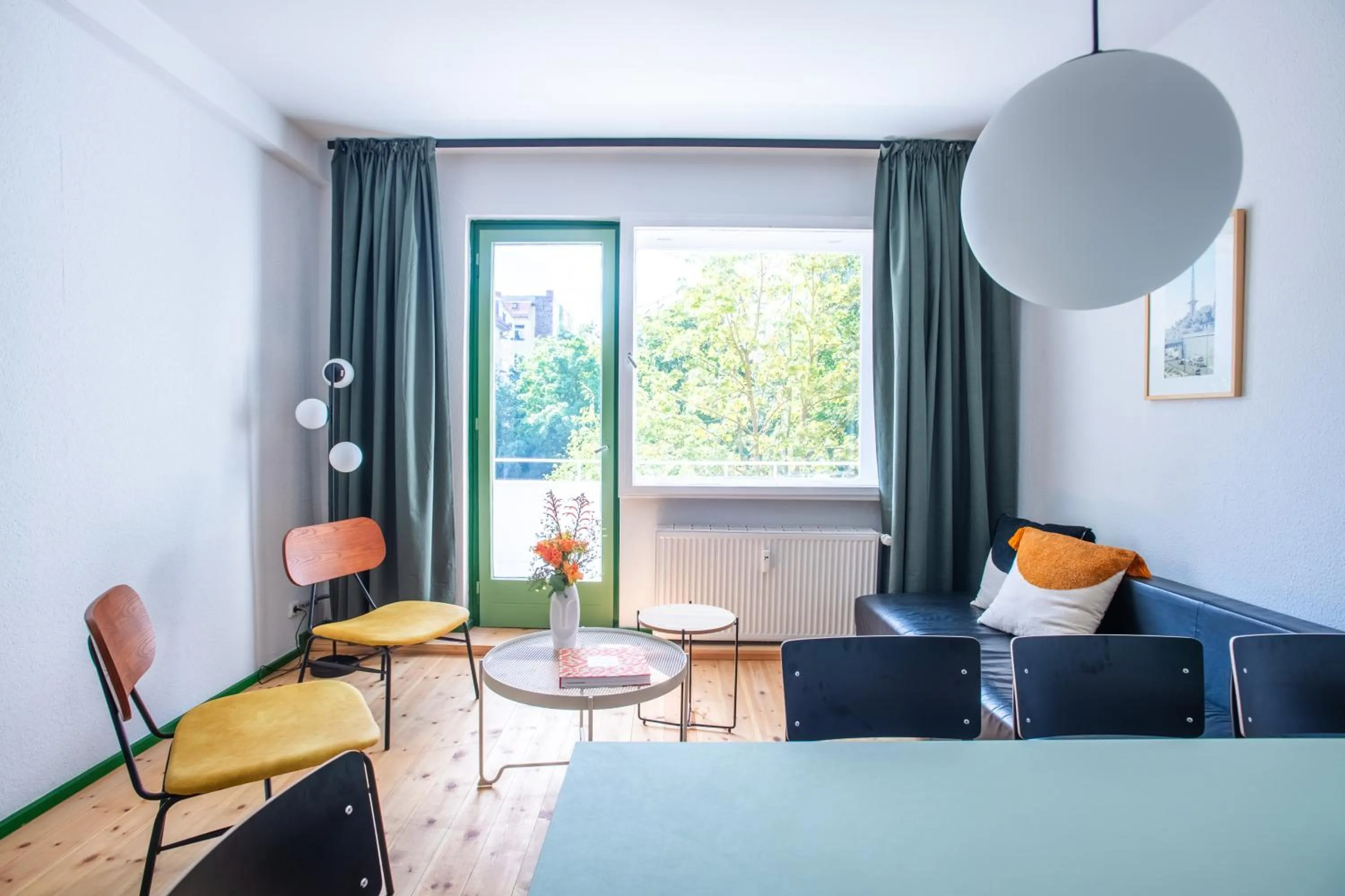 Living room, Bed in Flattering - Berlin