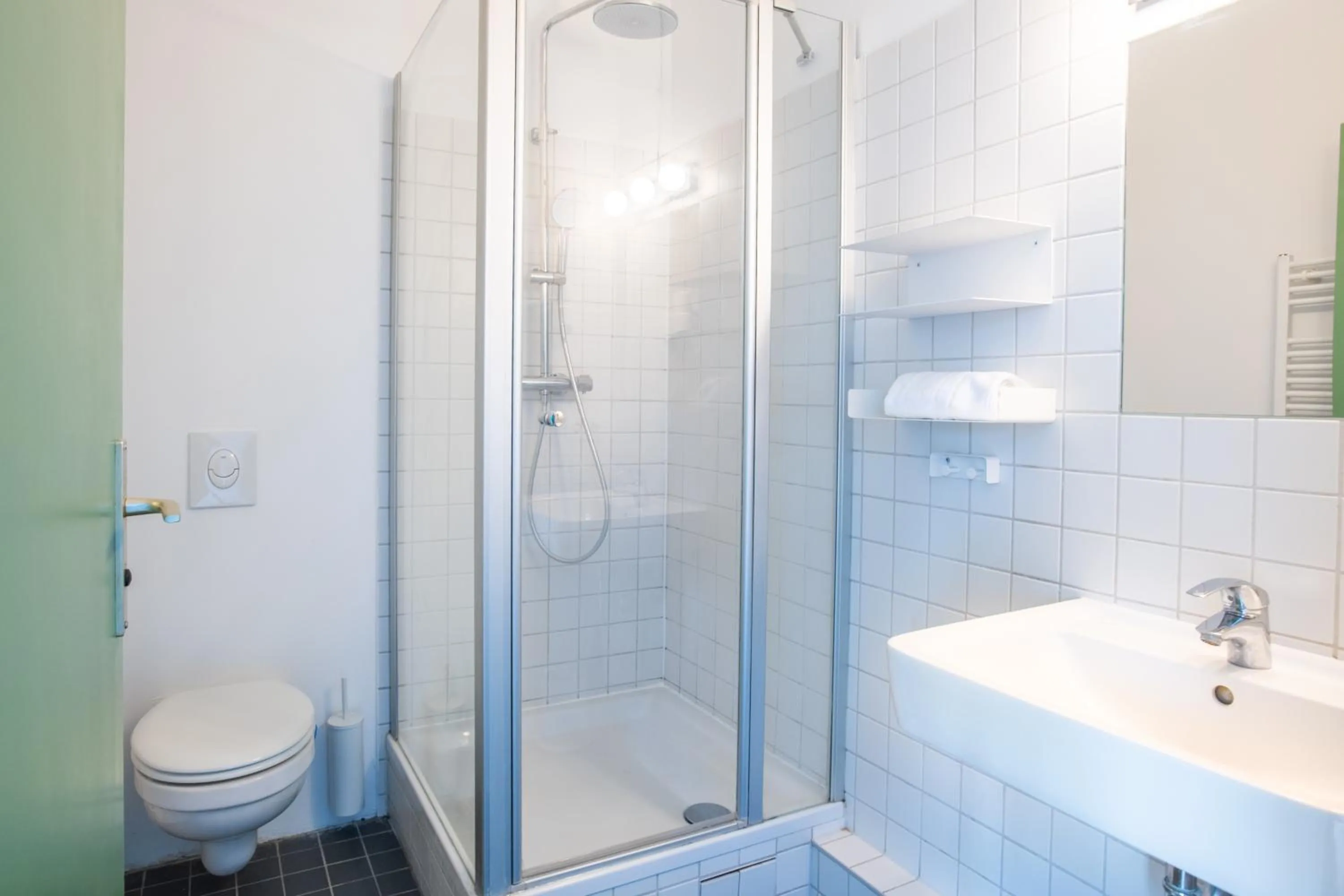 Shower in Flattering - Berlin