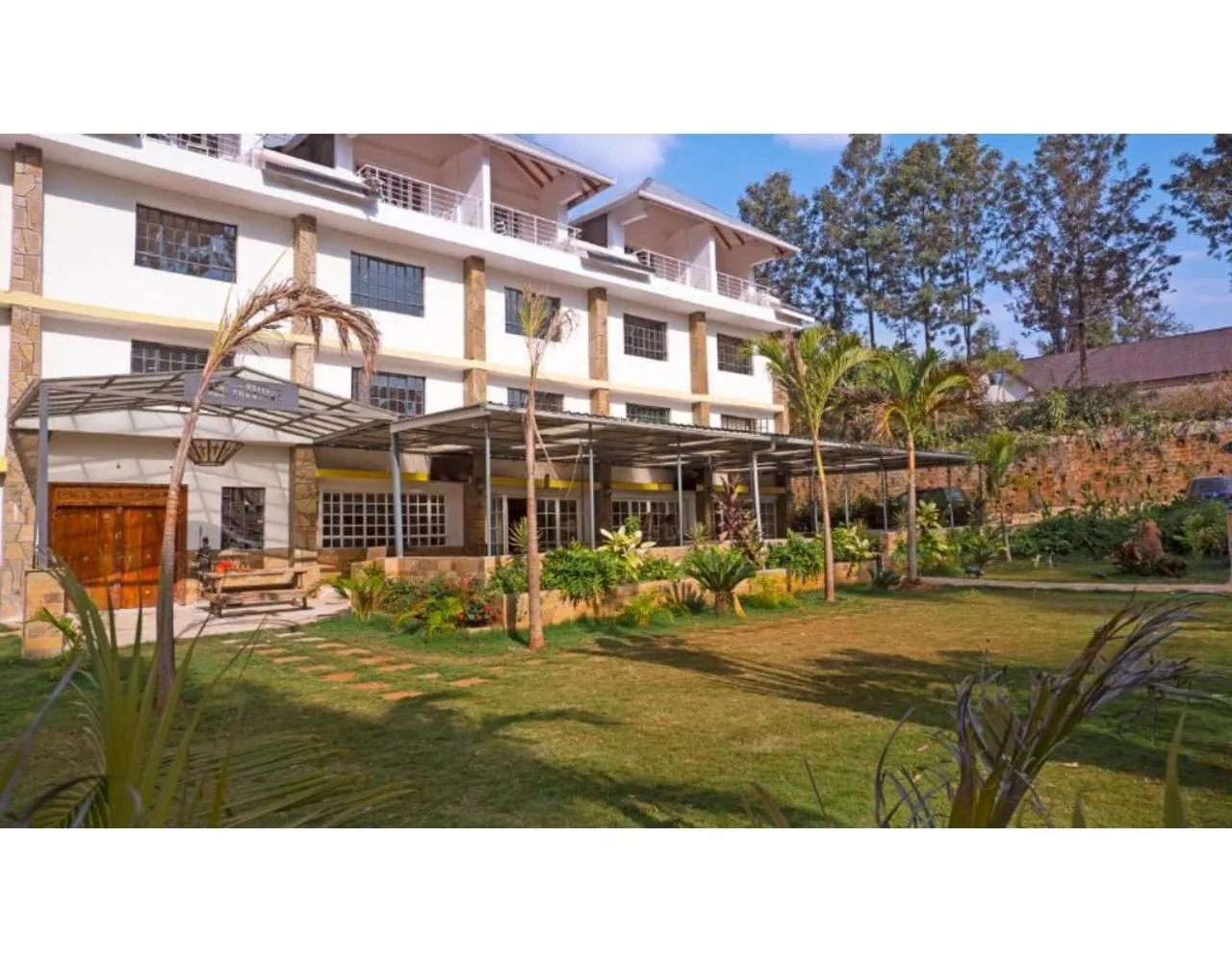 Property building in Tobriana