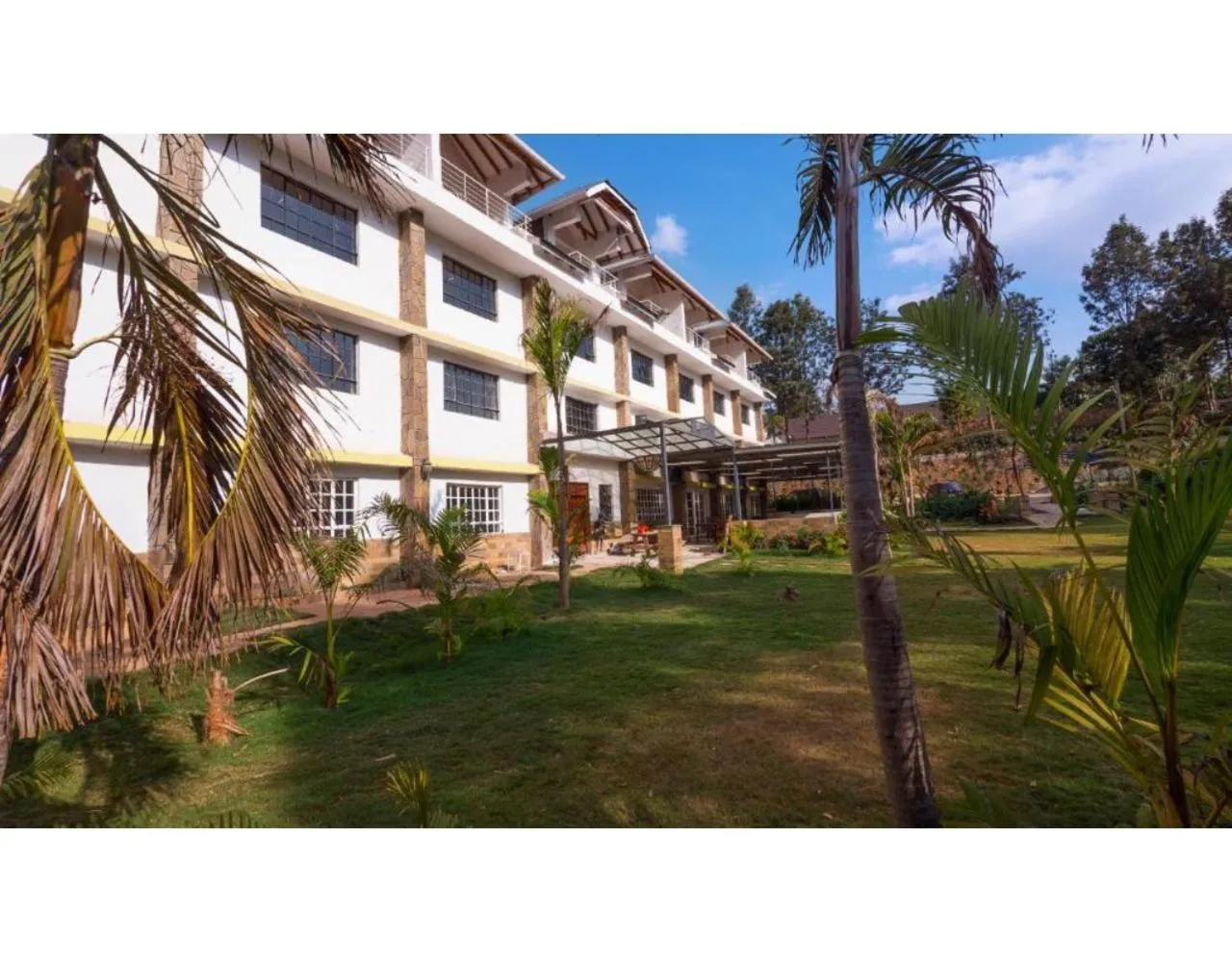 Property building in Tobriana