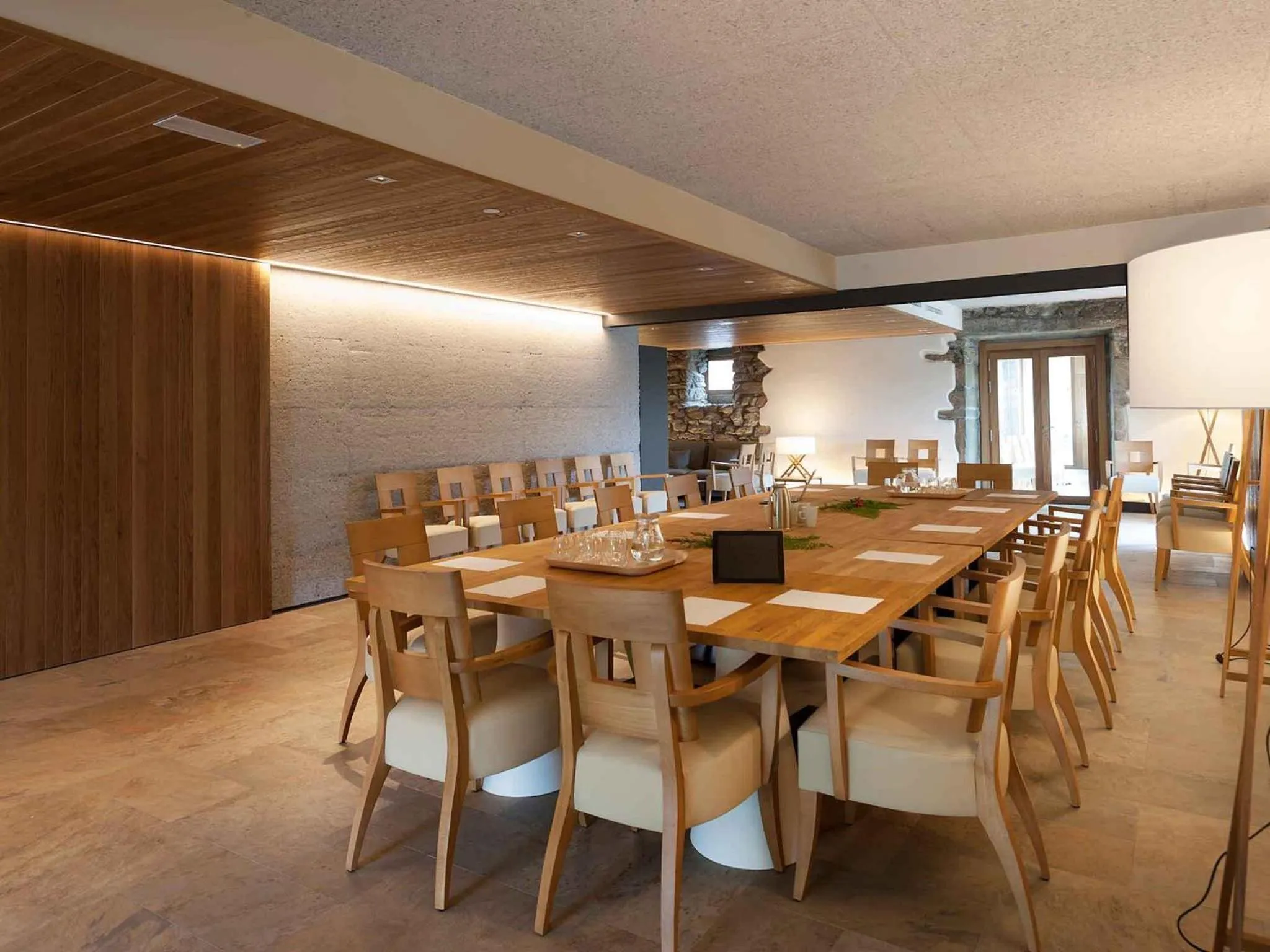 Living room in Palacio de Yrisarri by IrriSarri Land