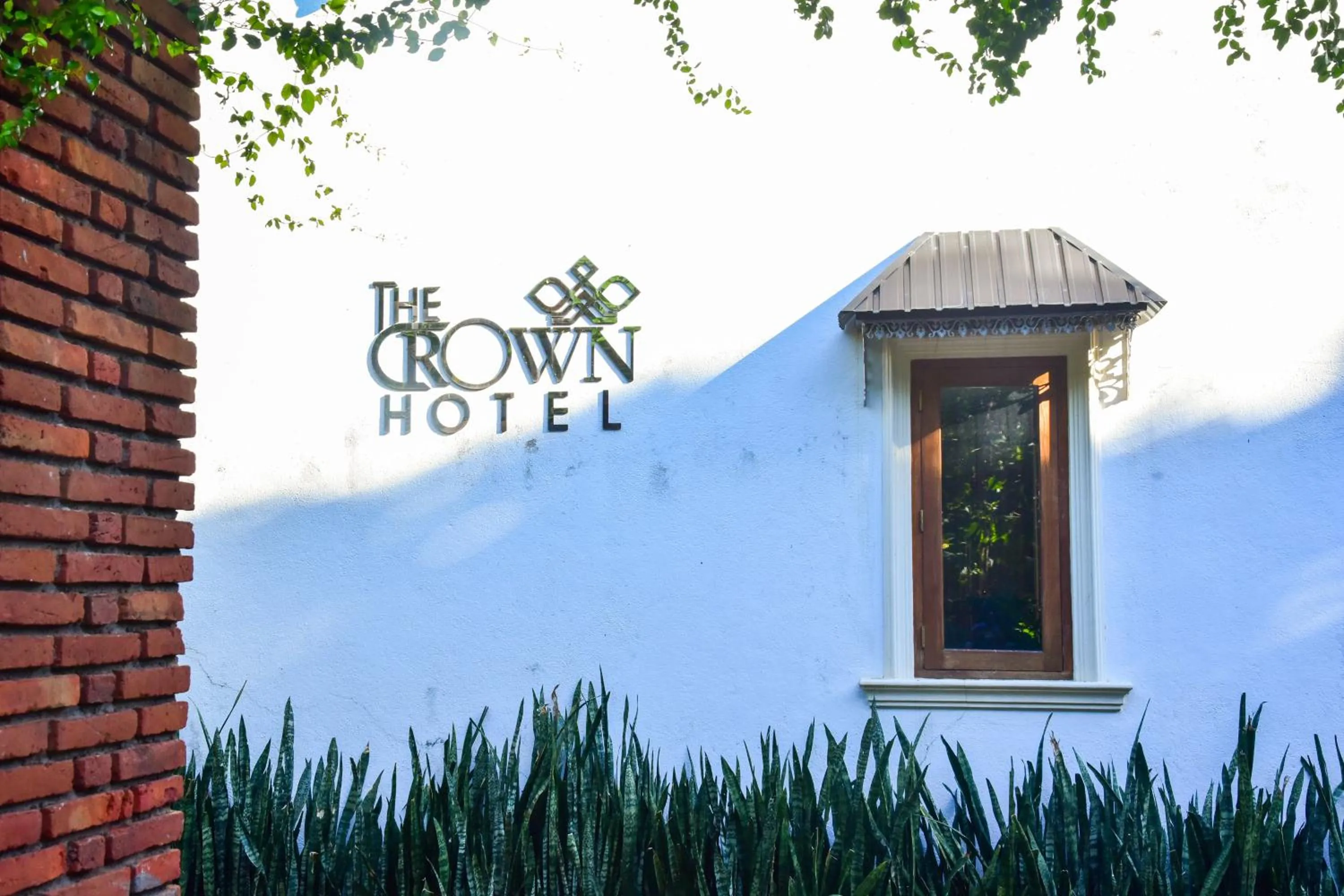 Property building in The New Crown Hotel